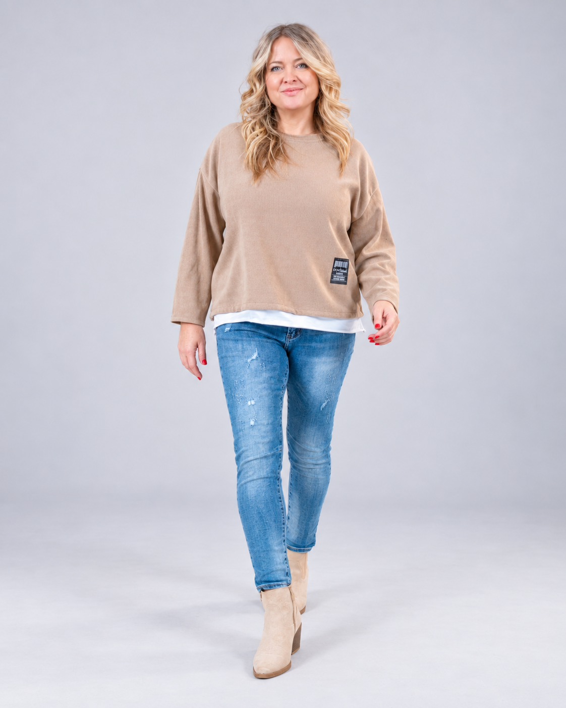 Leichter Strickpullover in Cord-Optik, camel
