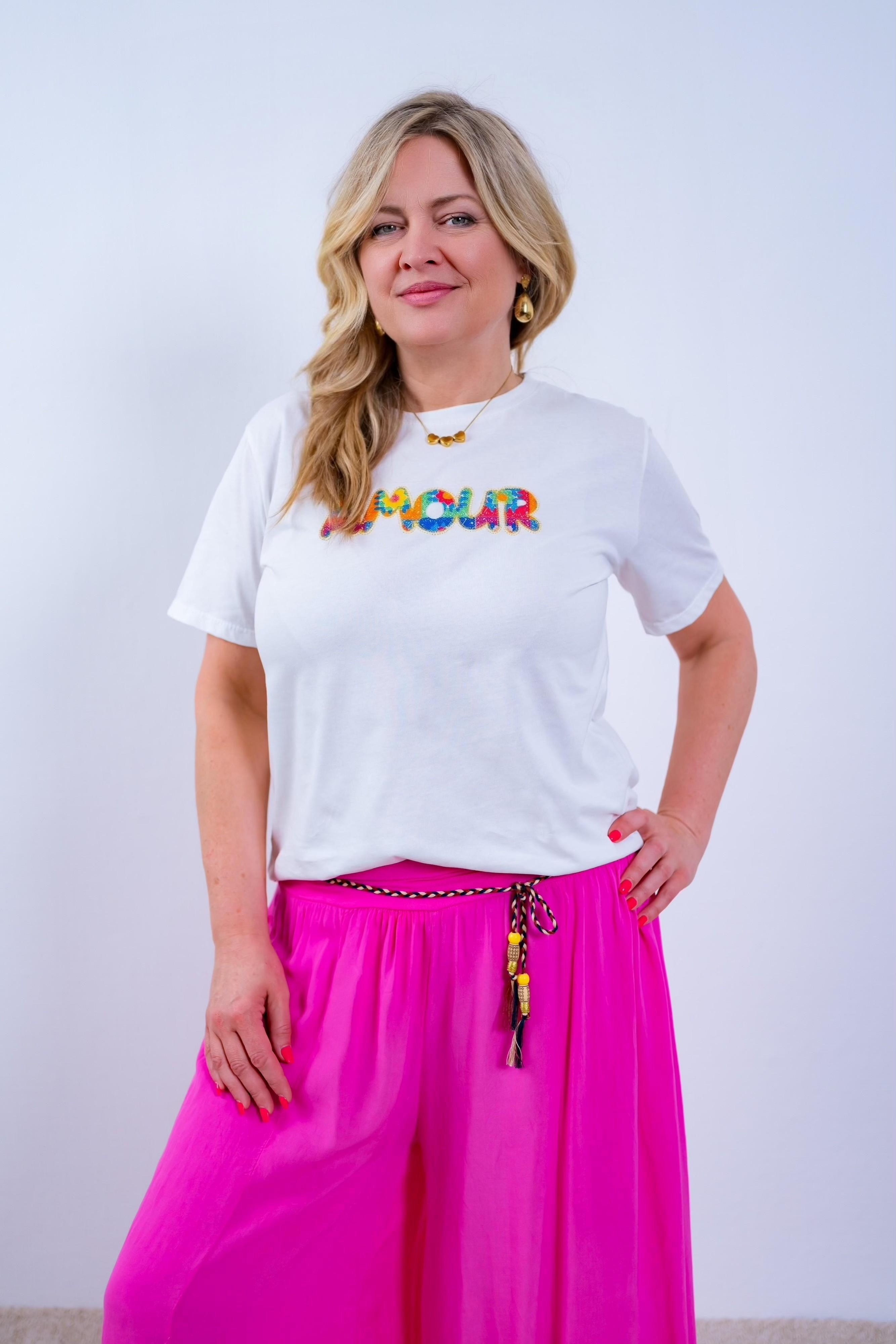 T-Shirt mit Stickerei