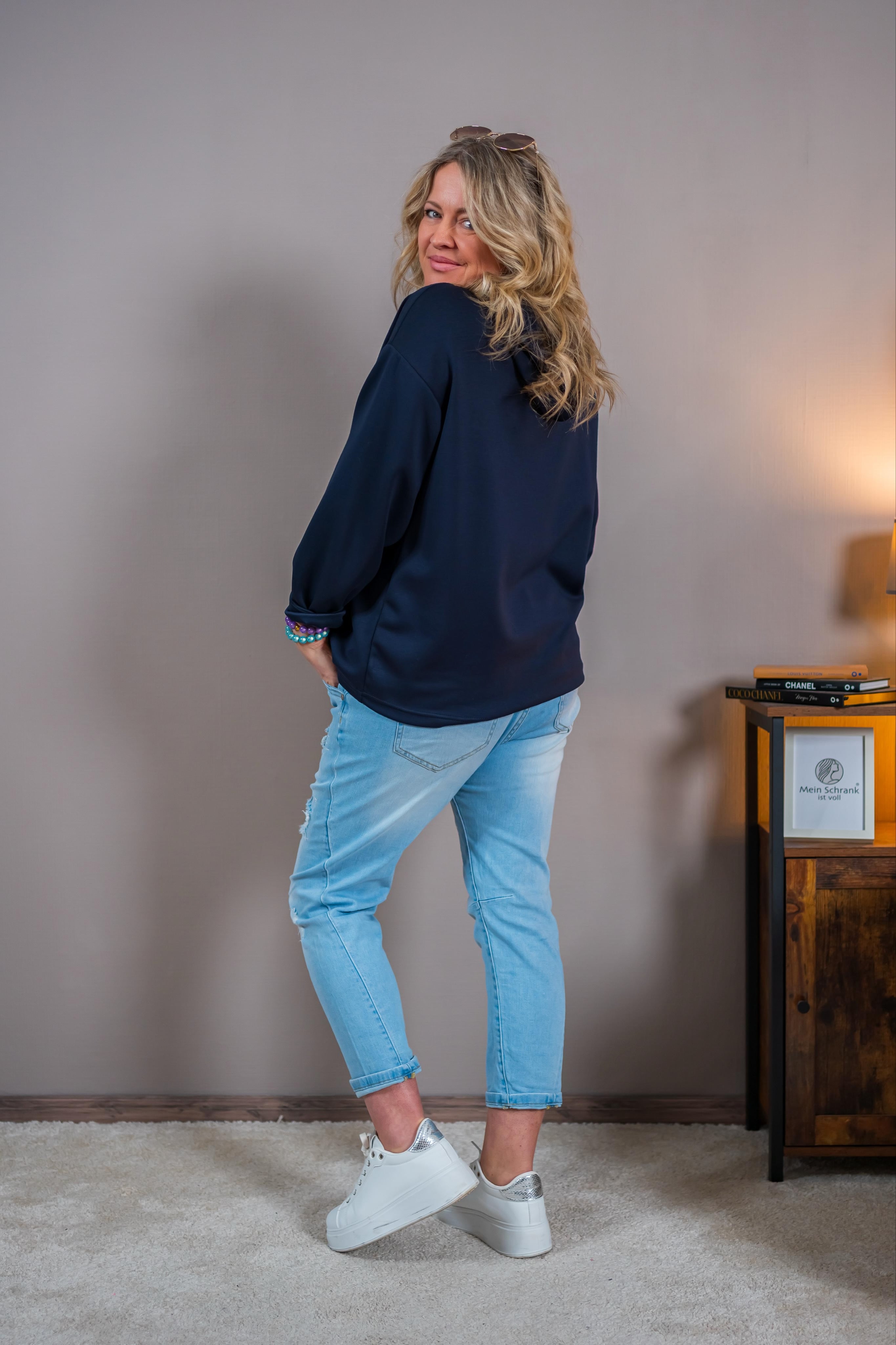 Hoodie mit Neon-Print "MOIN", dunkelblau