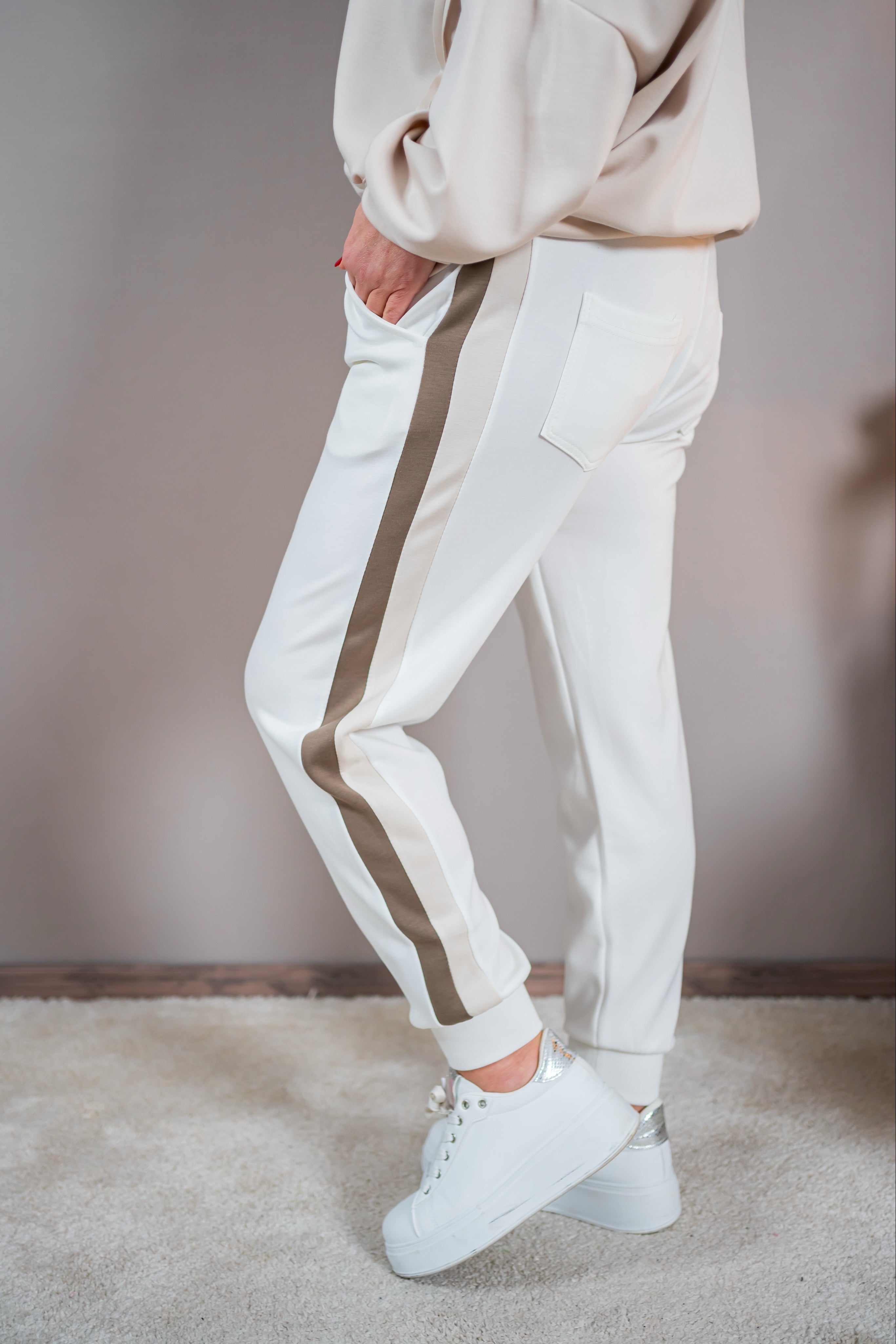 Sweathose mit Streifen, weiß/creme/taupe