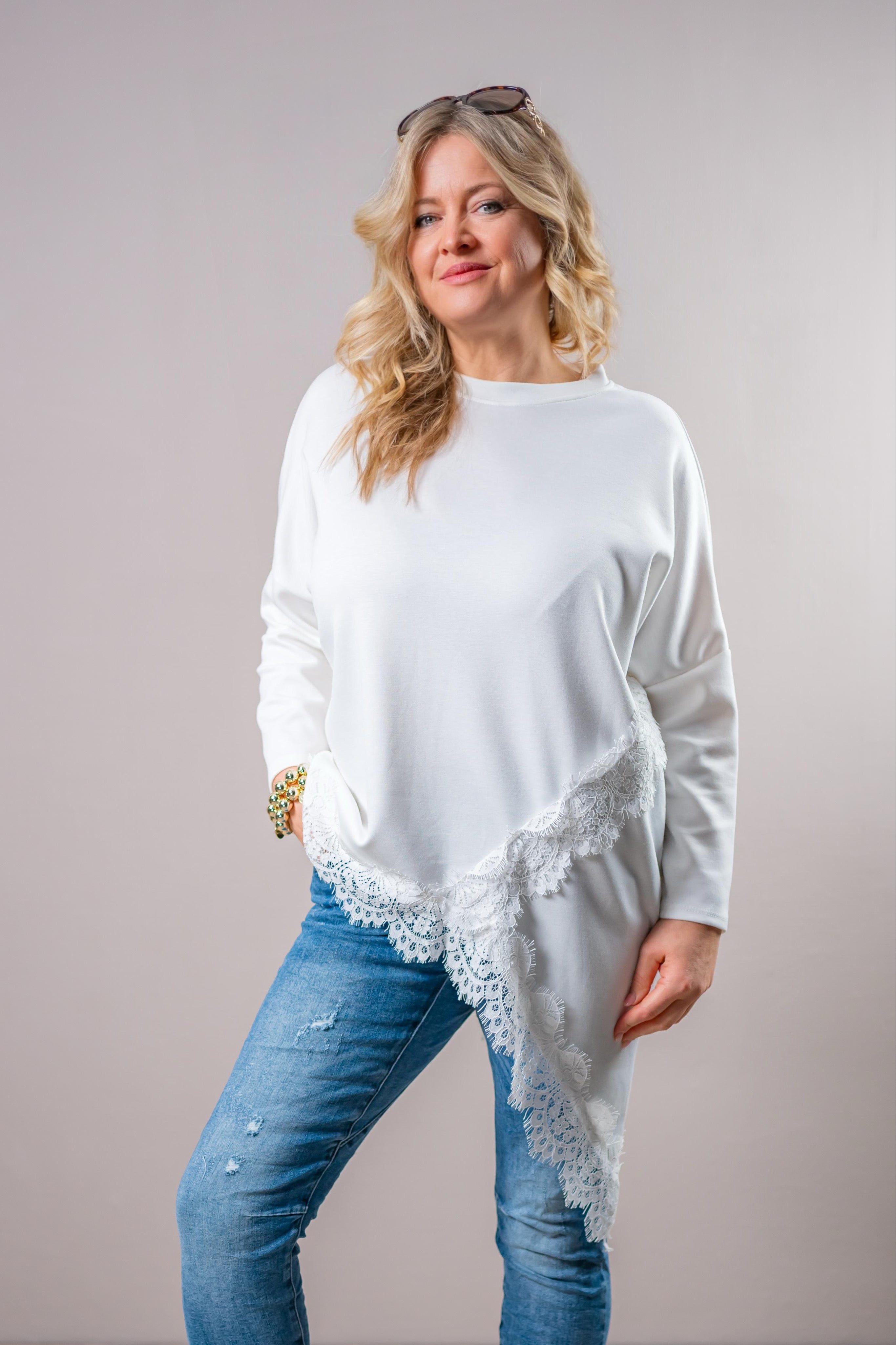 Asymmetrisches Sweatshirt mit Spitzenabschluss, off-white