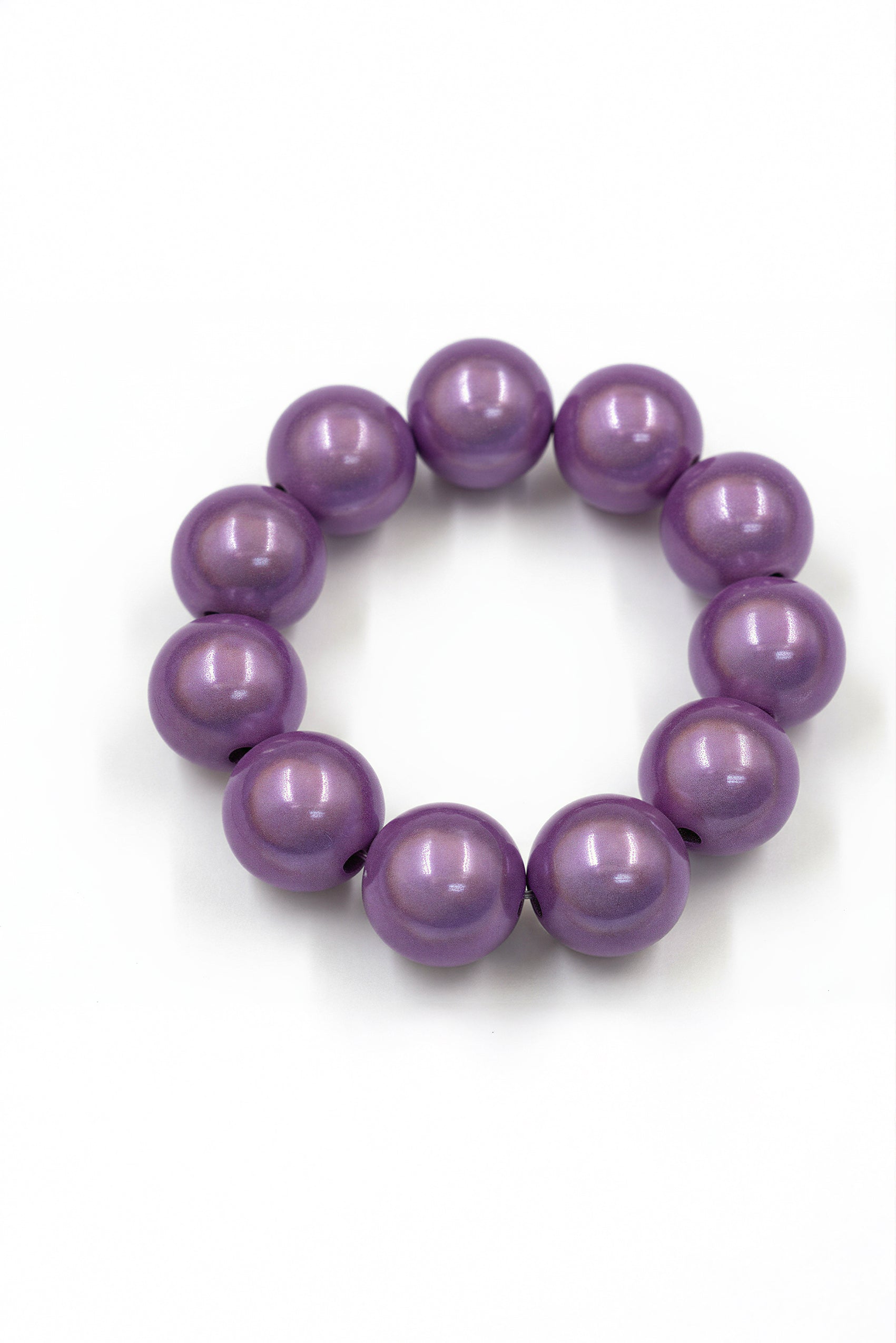 Perlenarmband, lila schimmernd