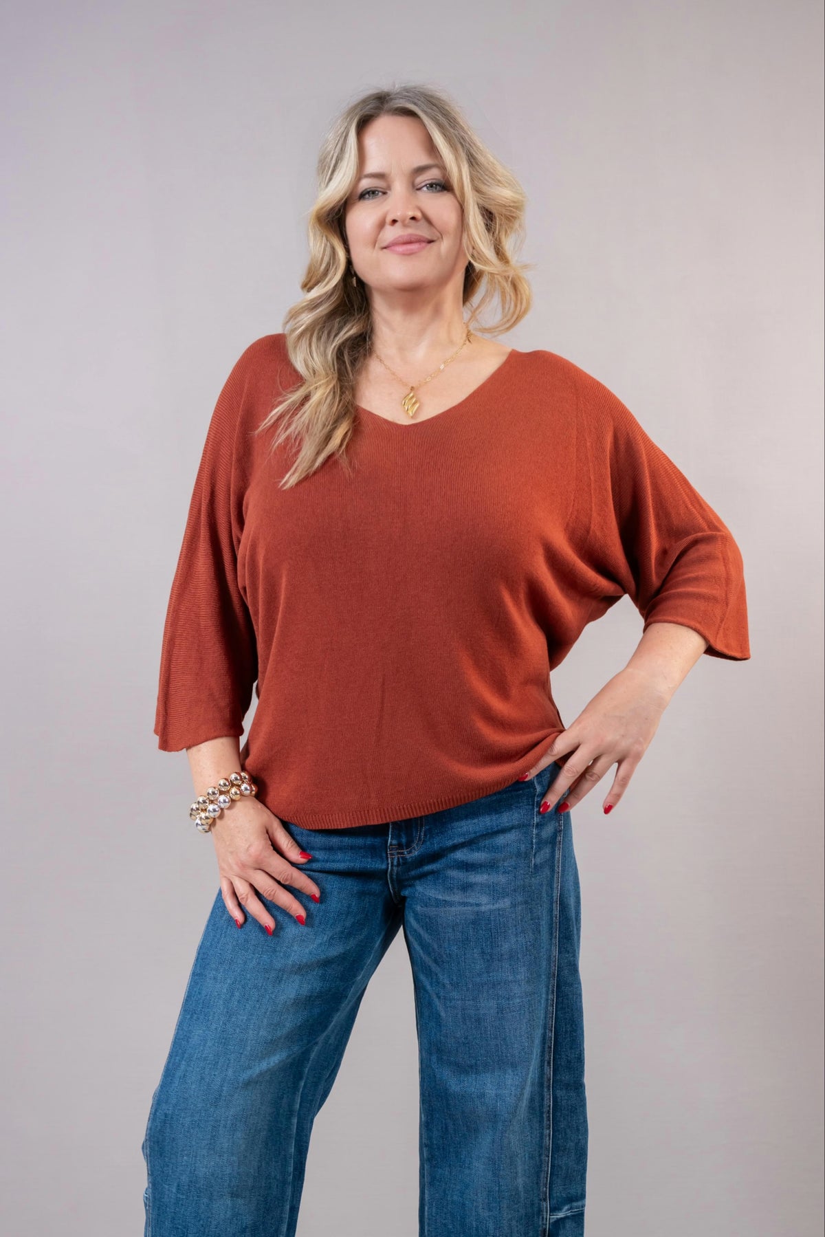 Feinstrickpullover mit V-Ausschnitt, rost
