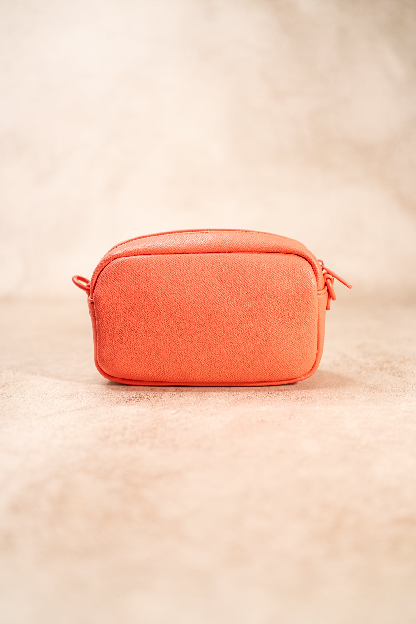 Umhängetasche Alba in Living Coral