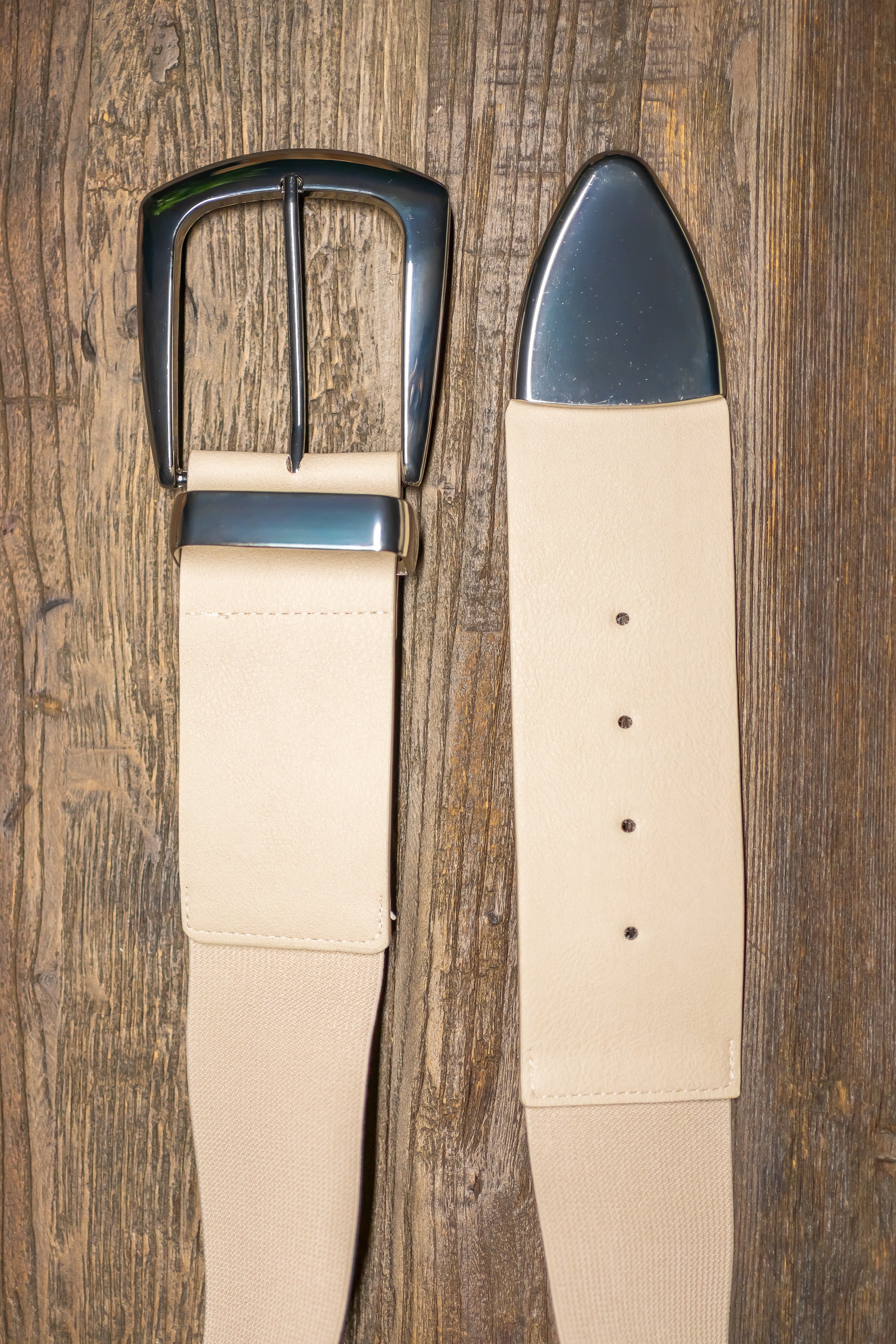 Stretchgürtel mit silberner Schnalle, beige