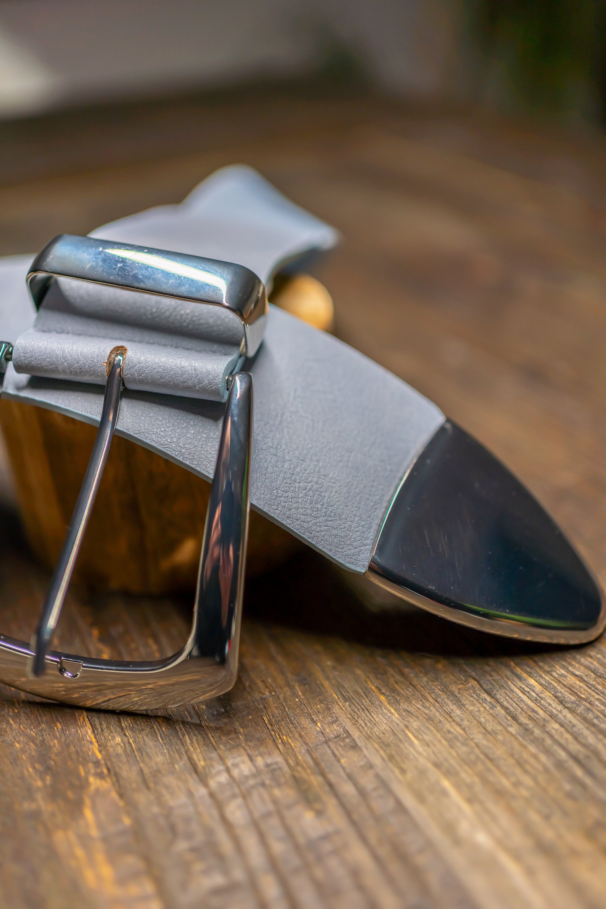 Stretchgürtel mit silberner Schnalle, hellblau