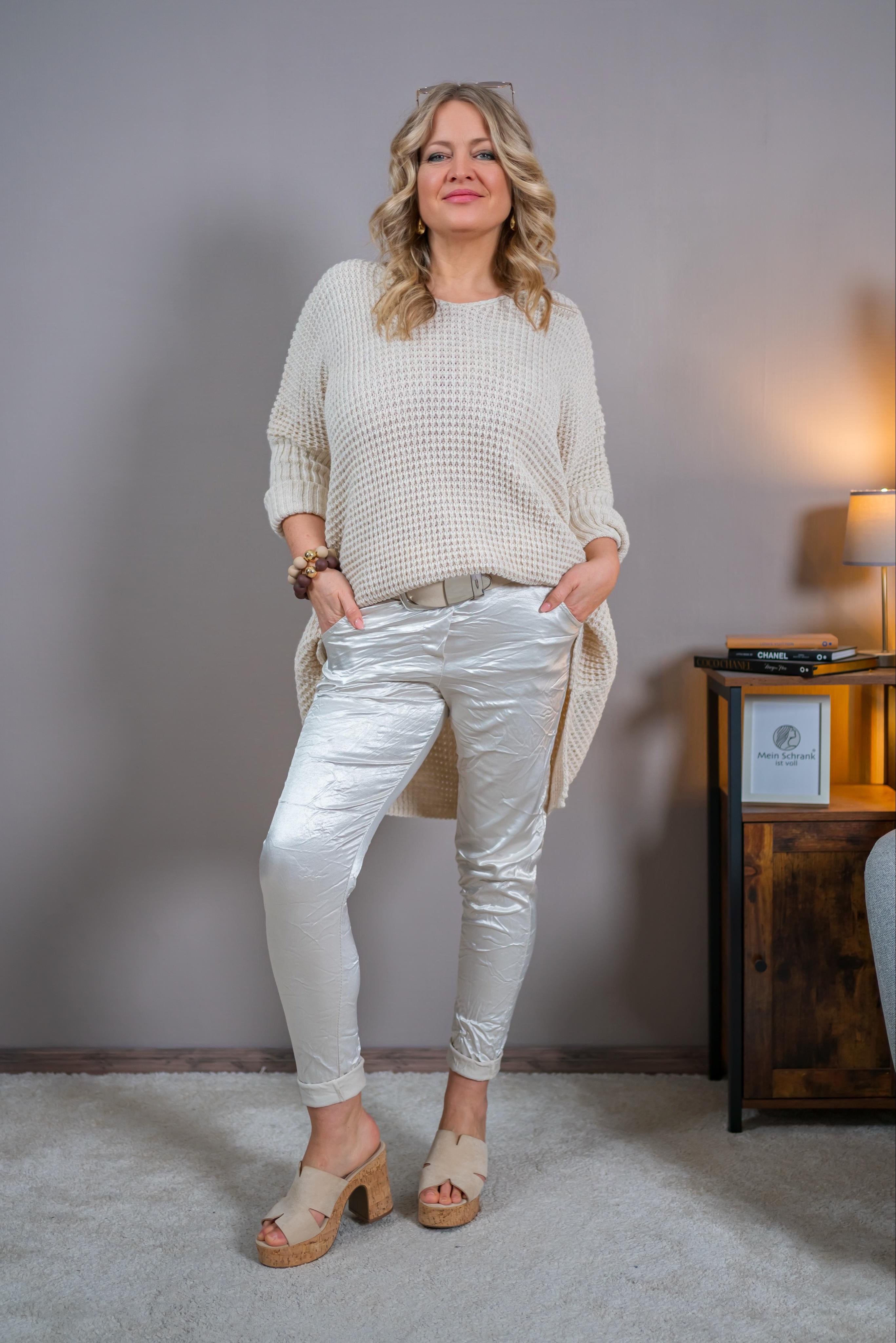 Stretchhose mit Shiny-Effekt, creme-beige