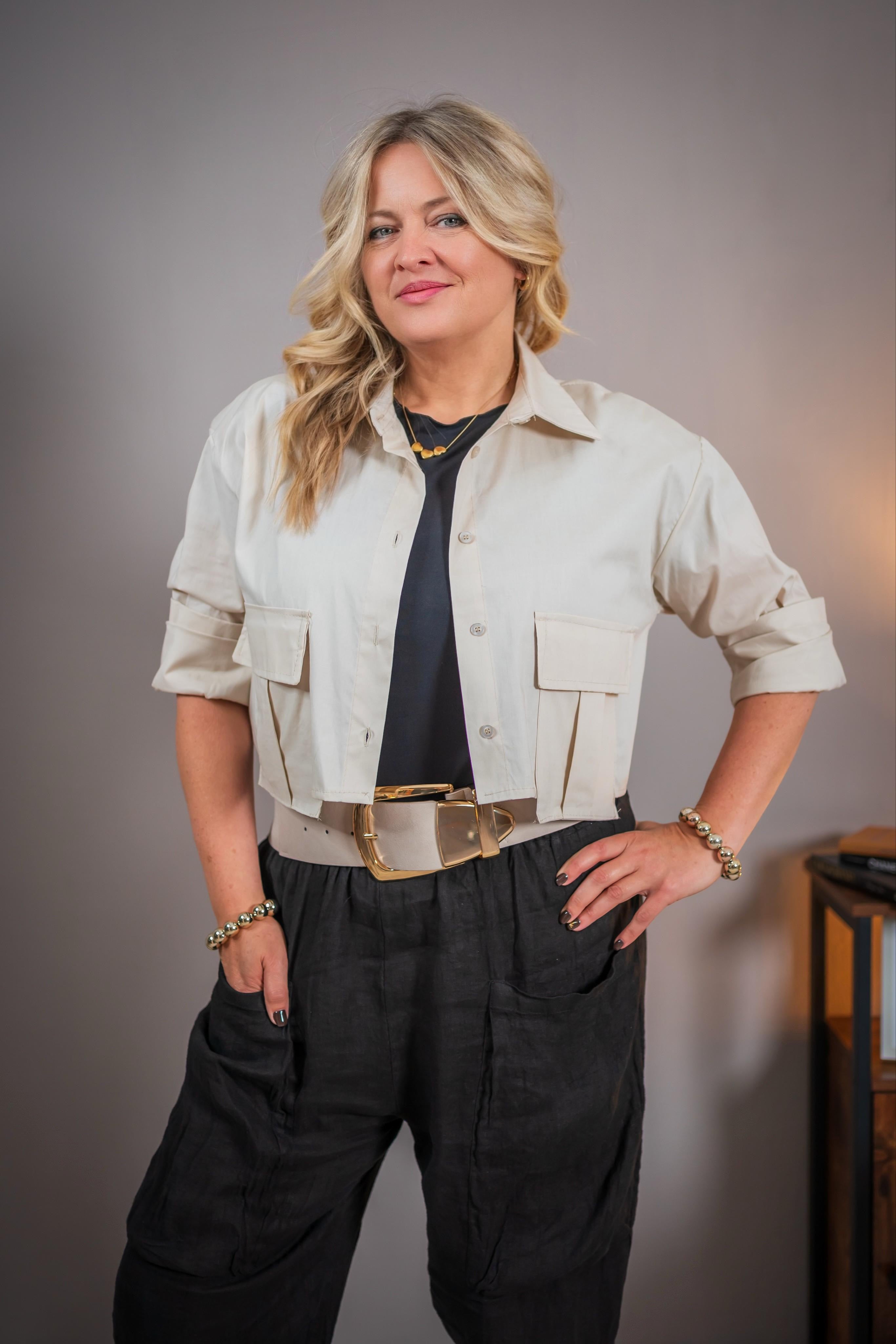 Kurze Bluse, beige