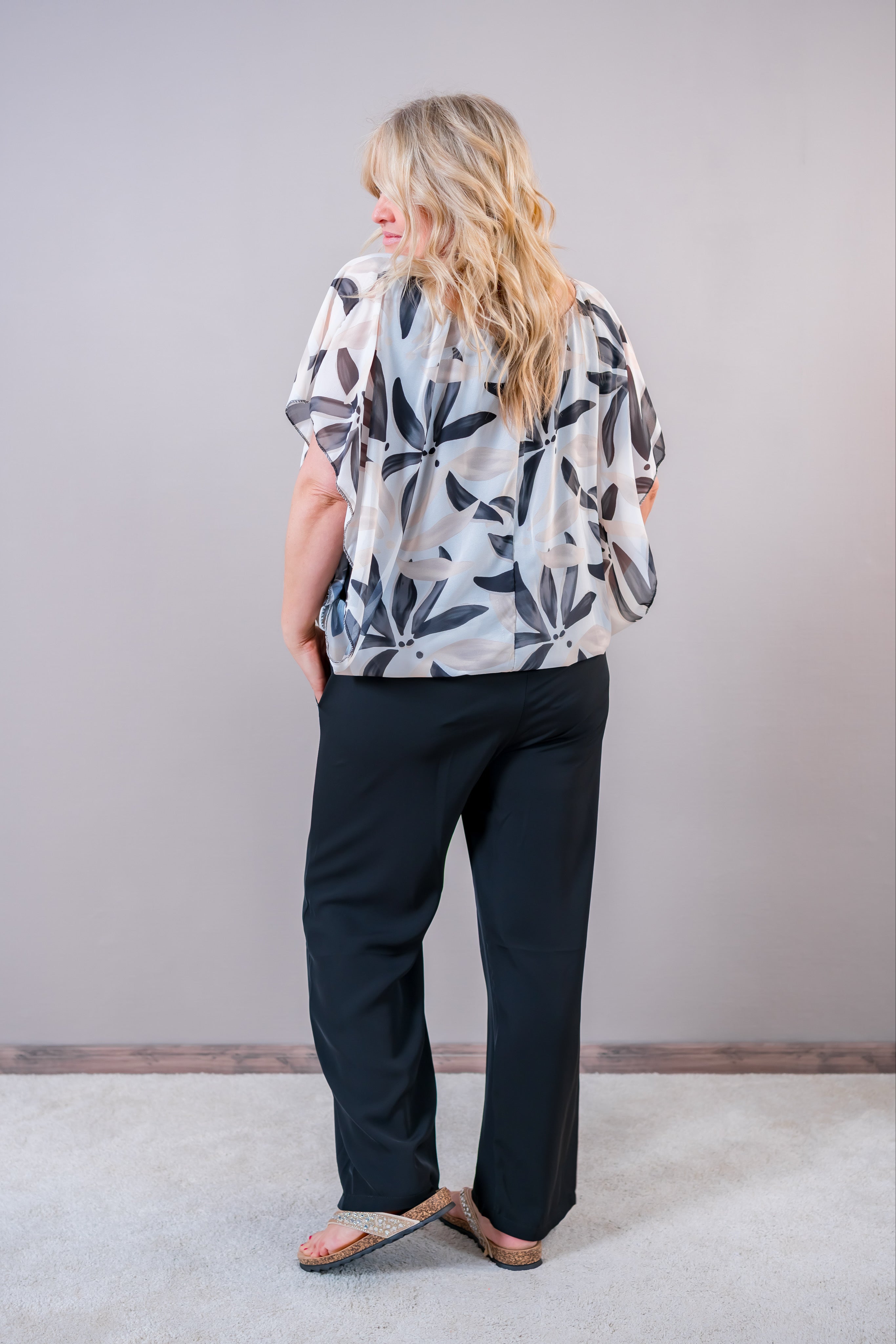 Chiffon-Bluse mit Fledermausärmel, gemustert