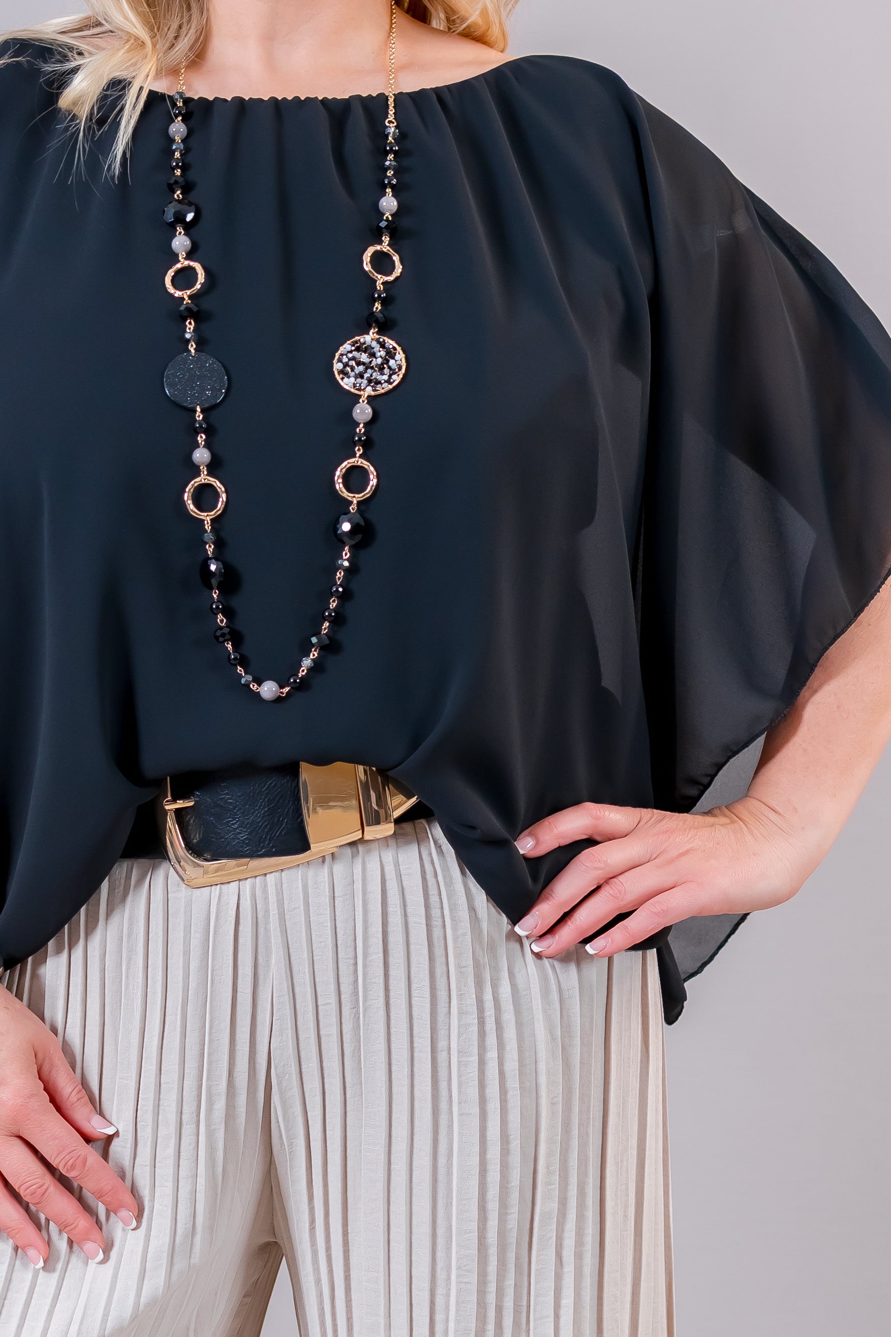 Chiffon-Bluse mit Fledermausärmel, schwarz