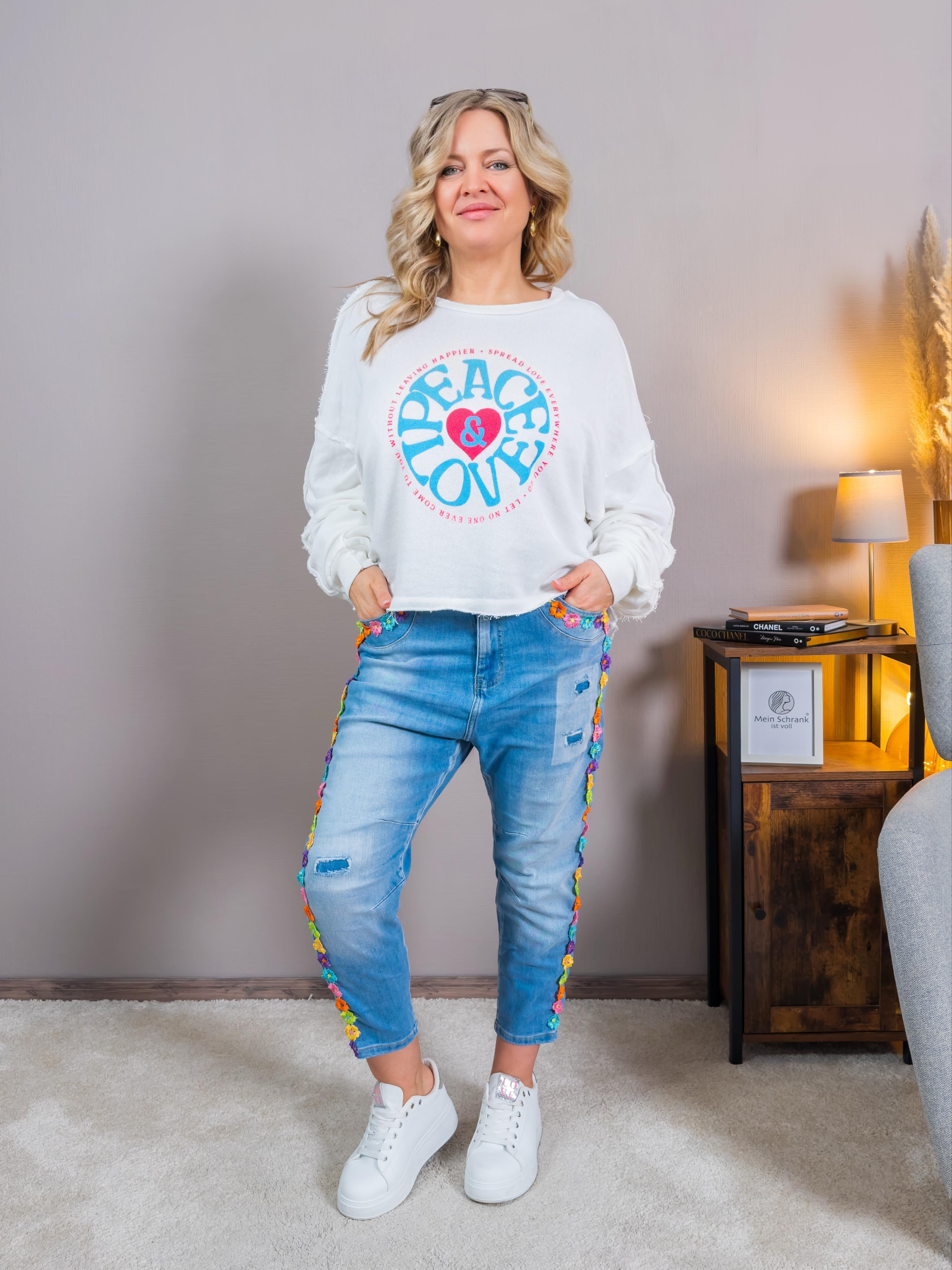 Sweatshirt mit Print "PEACE & LOVE", weiß
