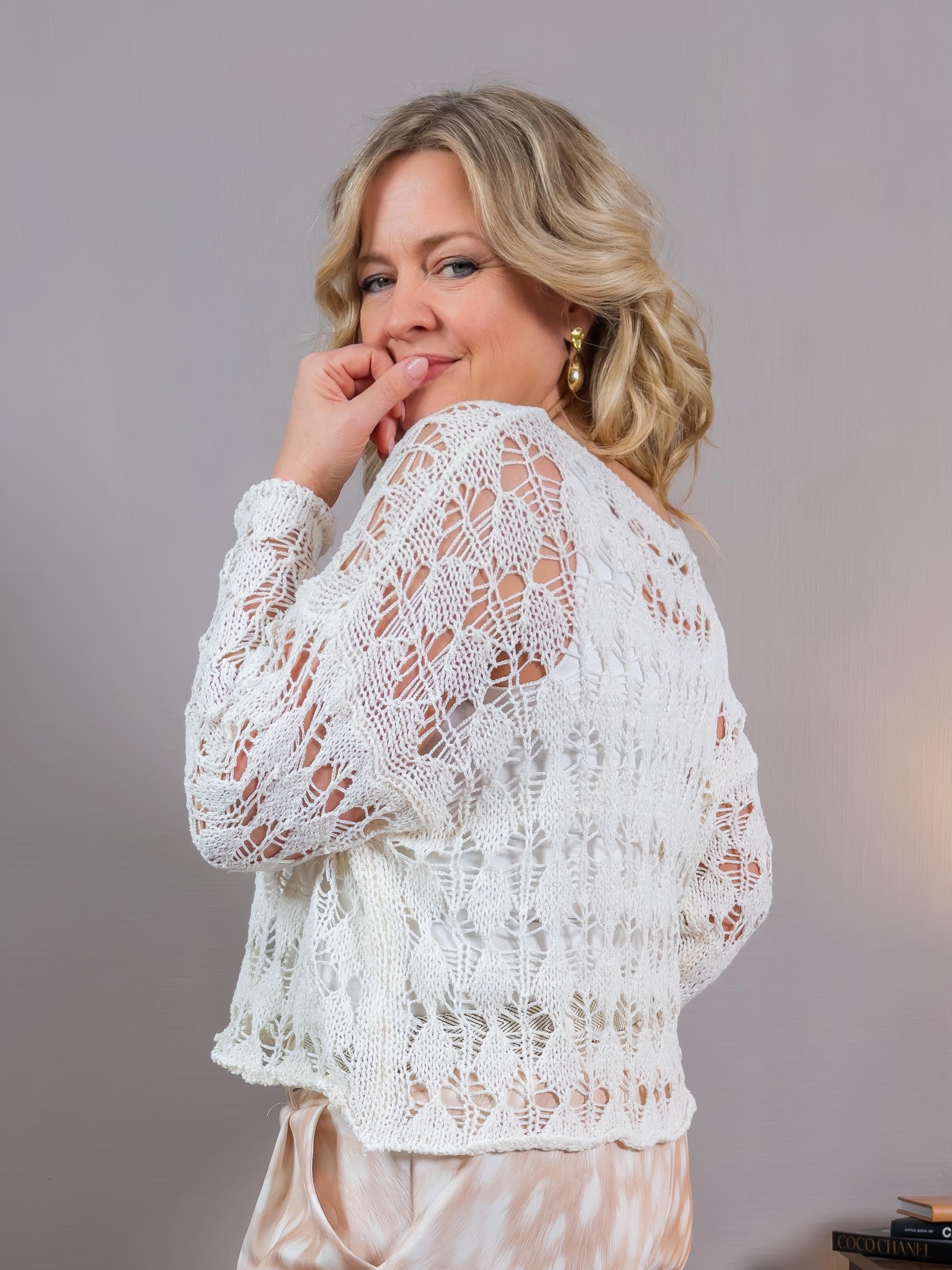 Häkelpullover, creme