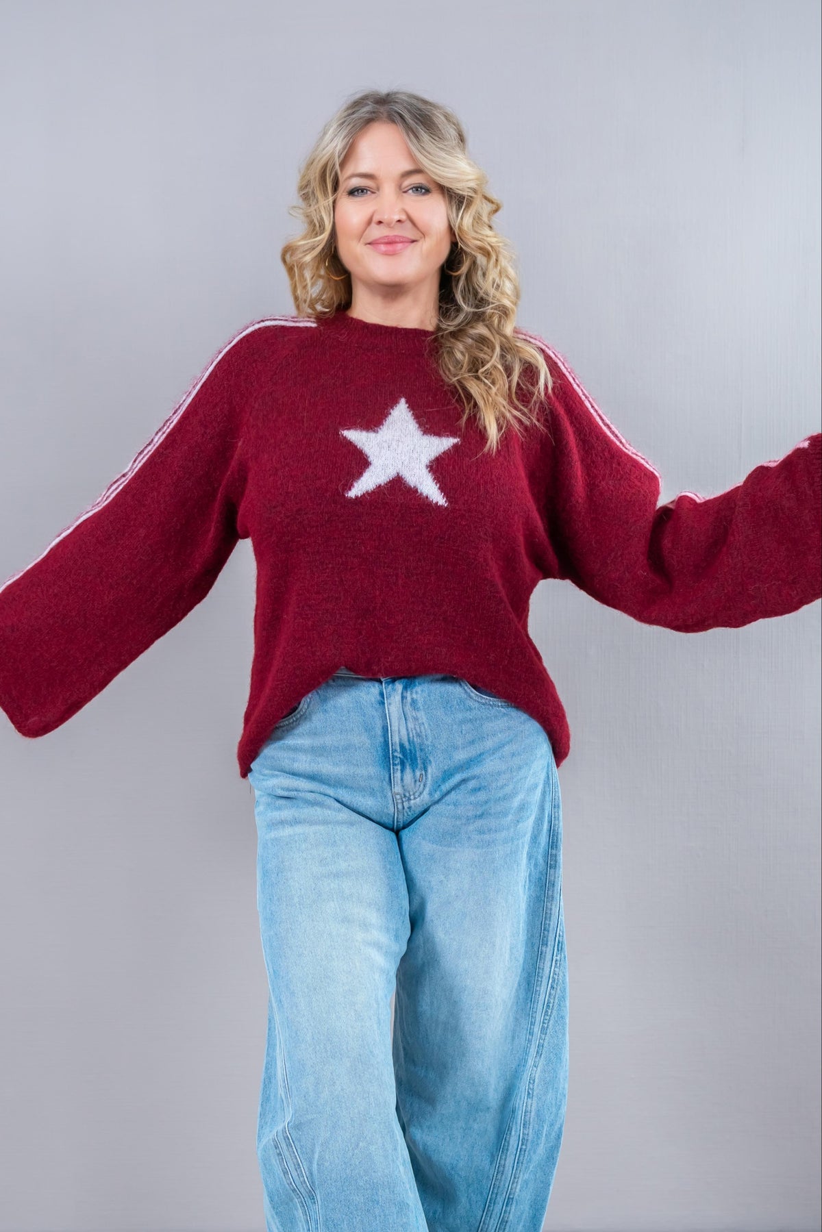 Strickpullover mit Streifen und Stern, bordeaux/rosa