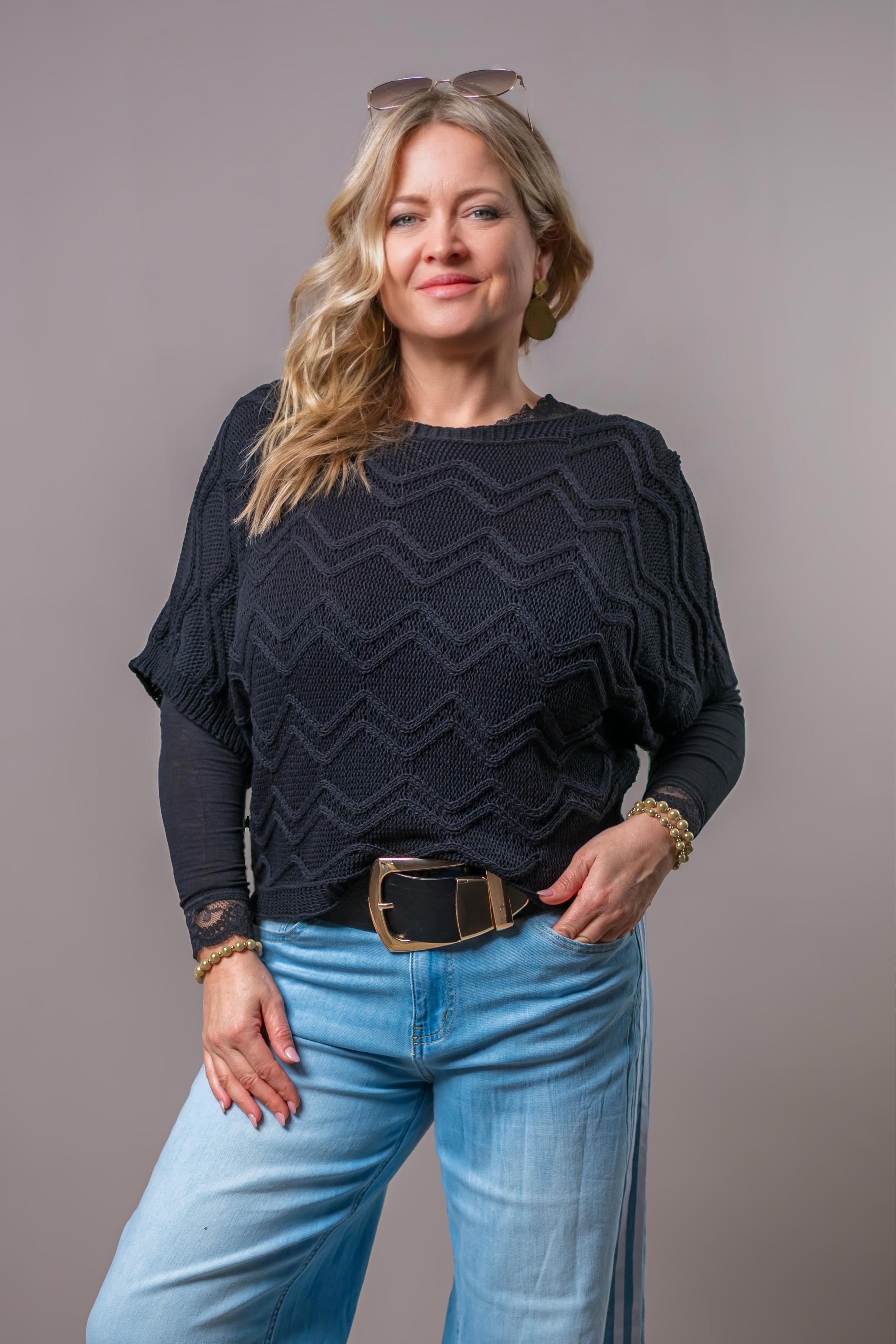 Kurzarm-Häkelpullover mit Zickzack-Muster, schwarz