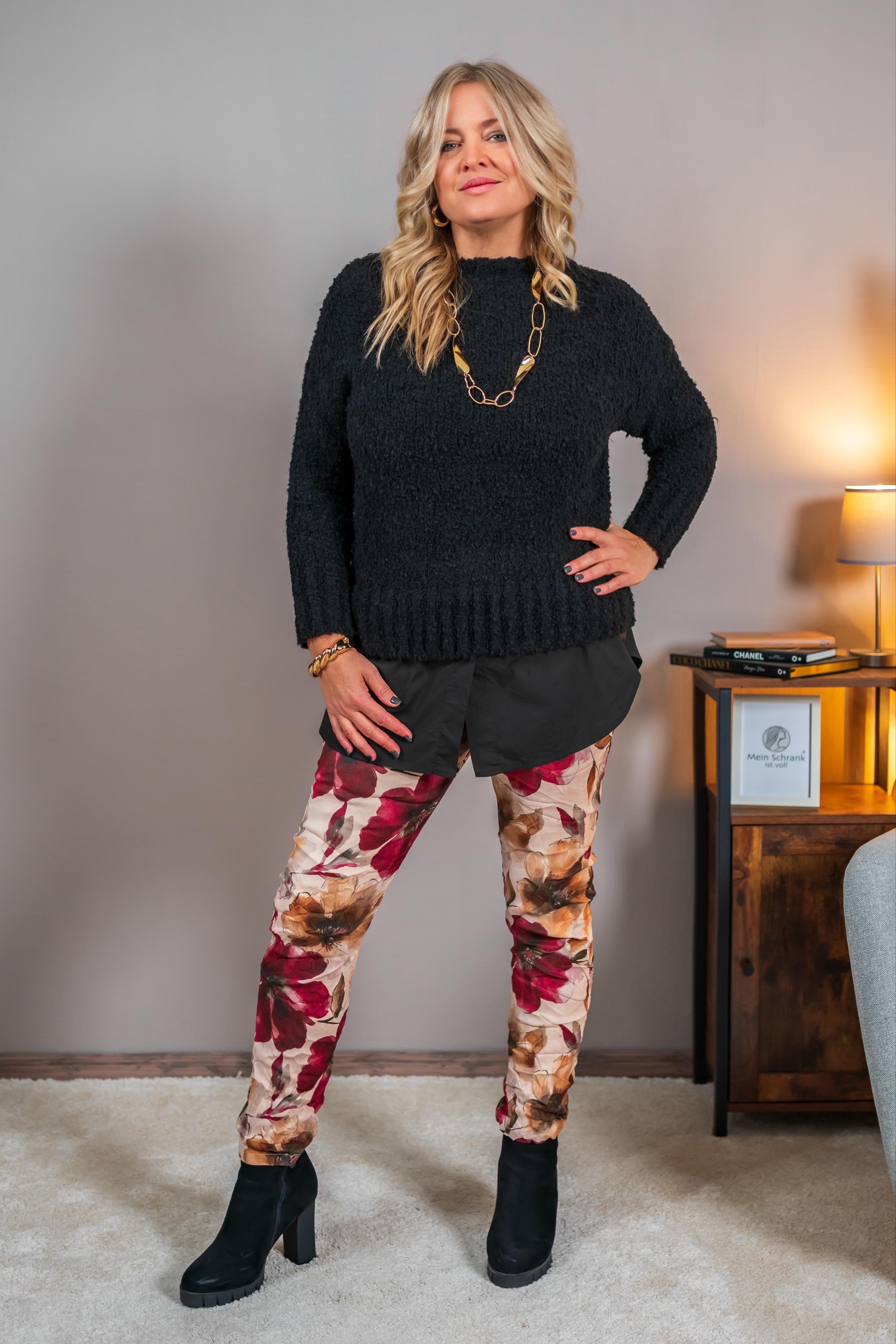 Stretchhose mit Allover-Blumenprint