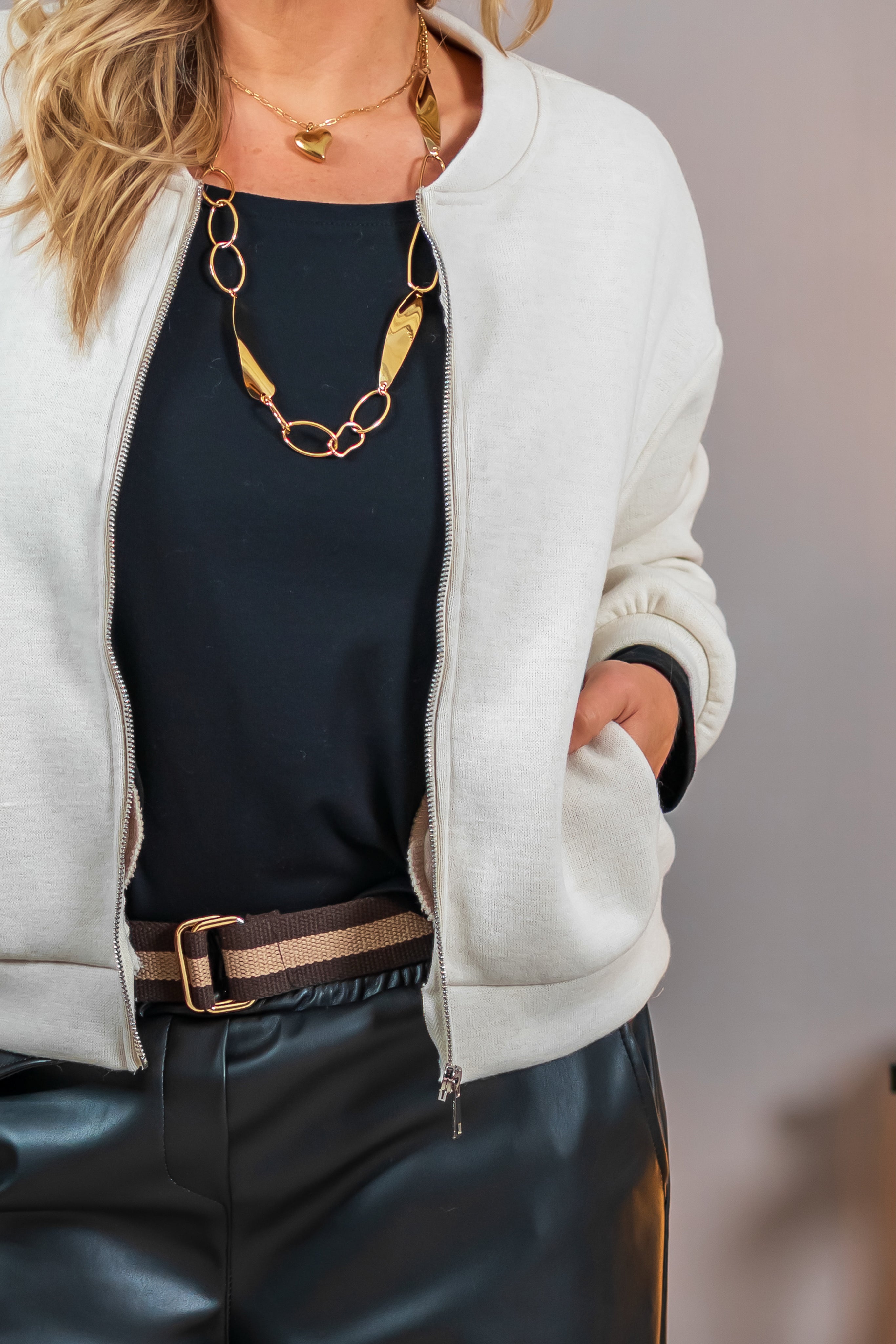 Weiche Sweatjacke, creme