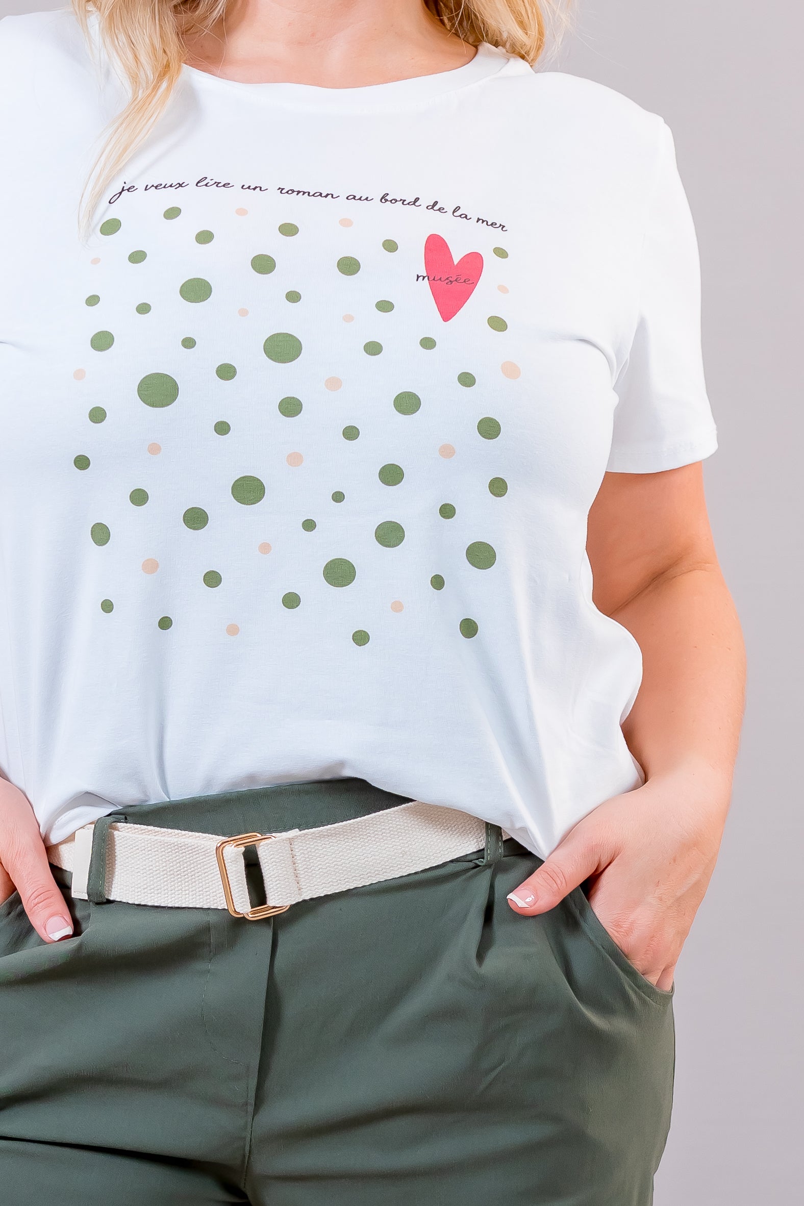 T-Shirt "Je veux lire" mit Punkte-Print, off-white