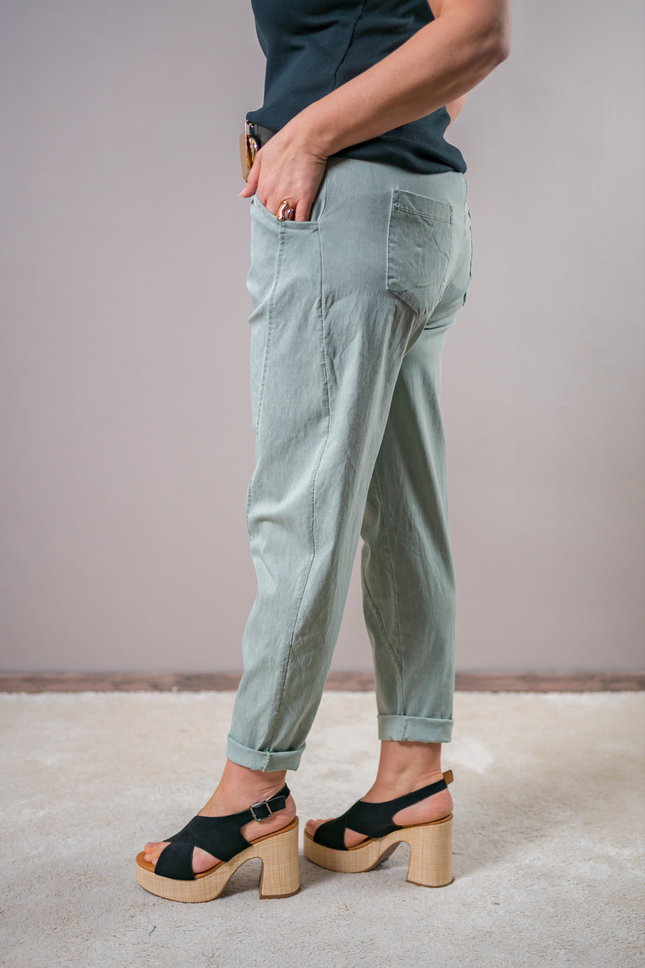 Lässige Hose mit Washed-Effekt, khaki