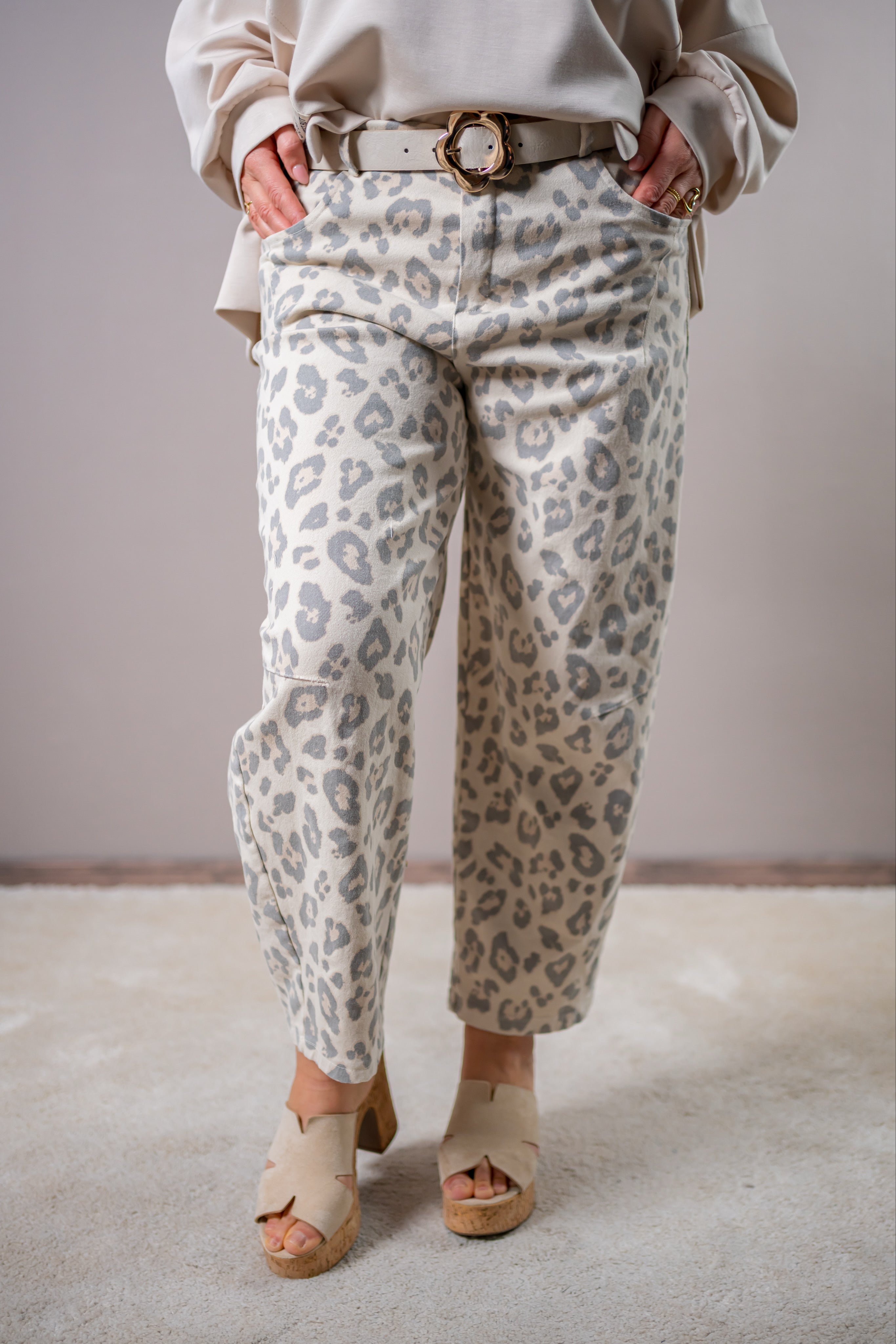 Leo Hose im Barrel Fit, beige/grau