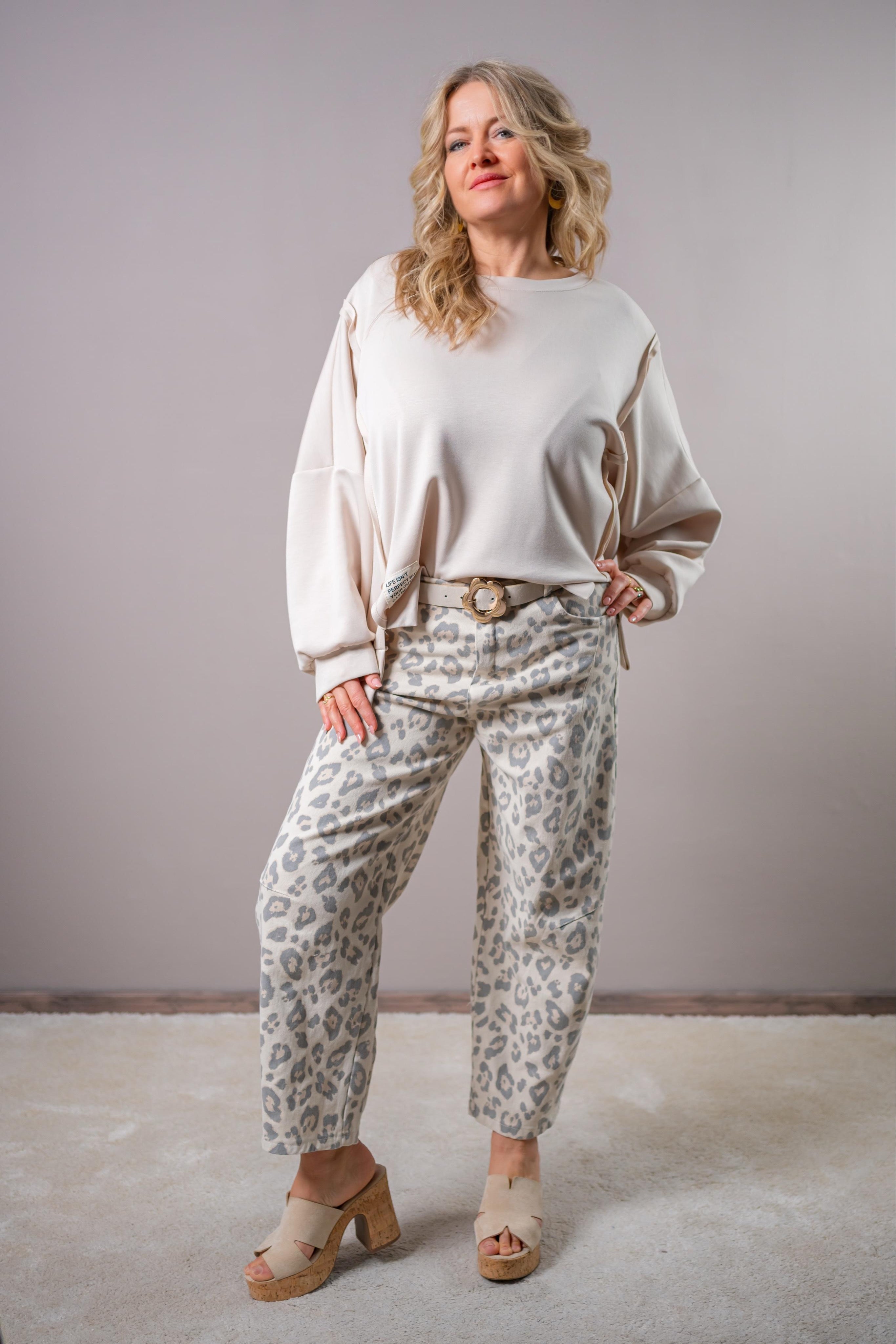 Oversize-Sweatshirt mit Patch, beige