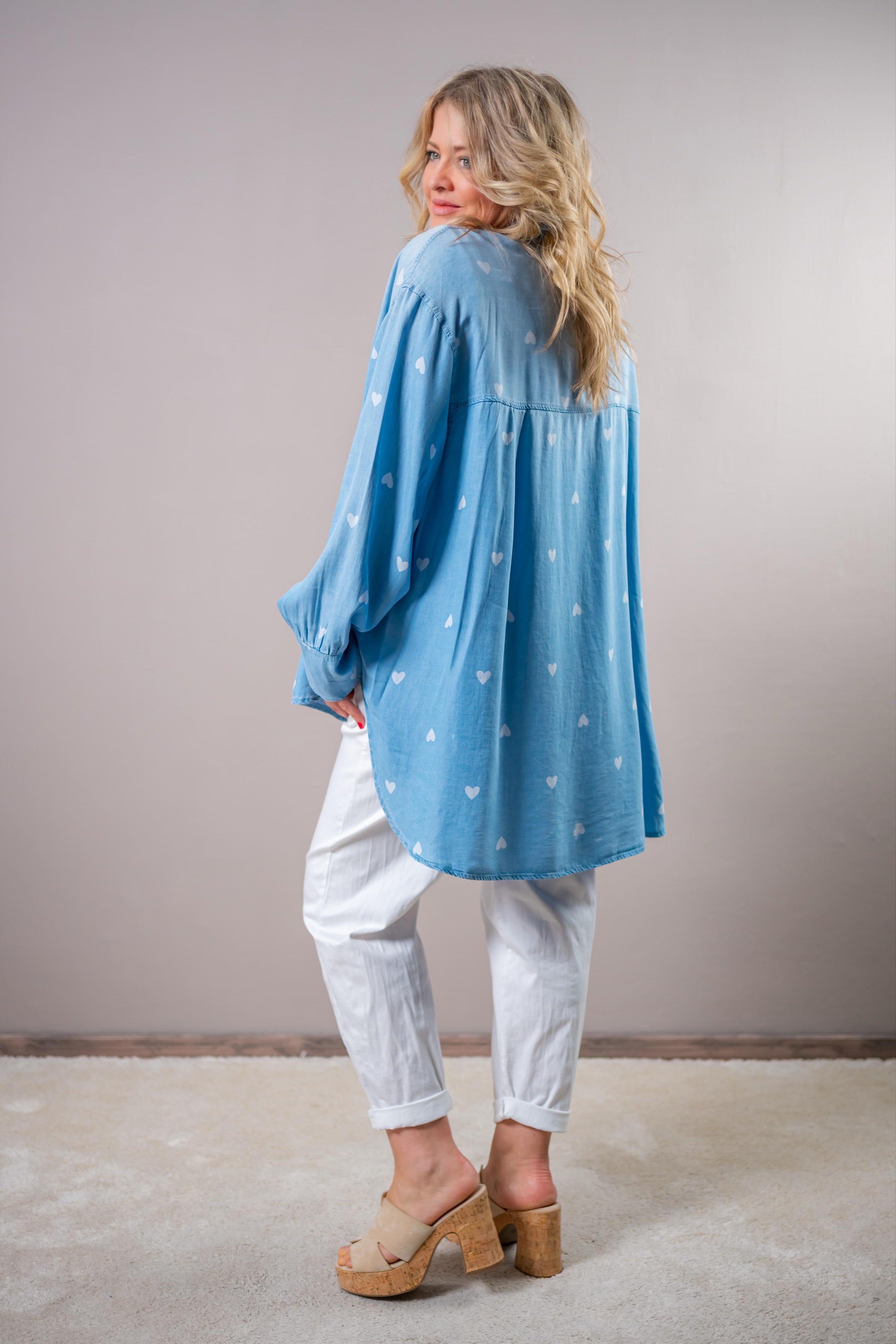 Hemdbluse in Denim-Optik mit Herzprint