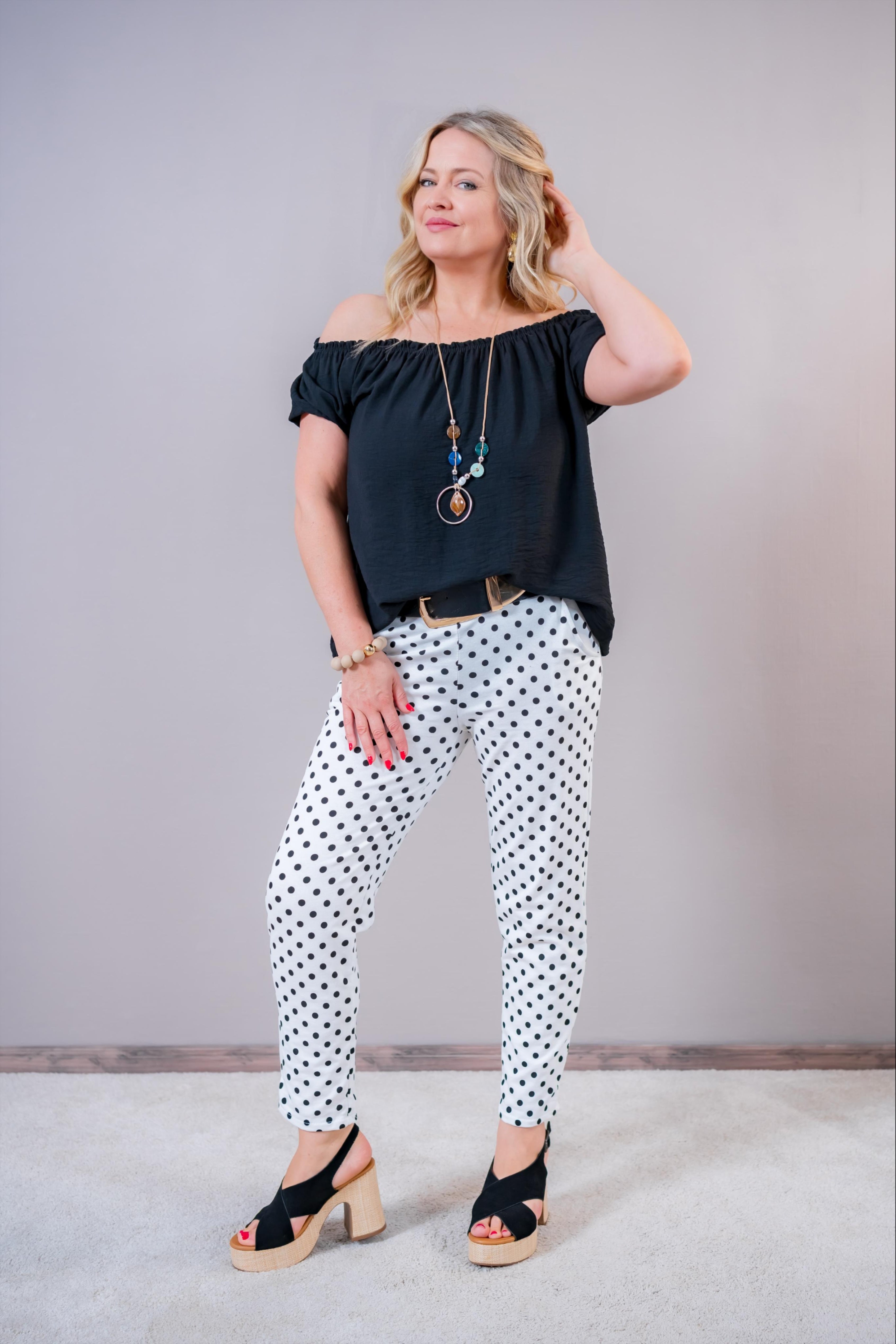 Carmenbluse mit Puffärmel, schwarz
