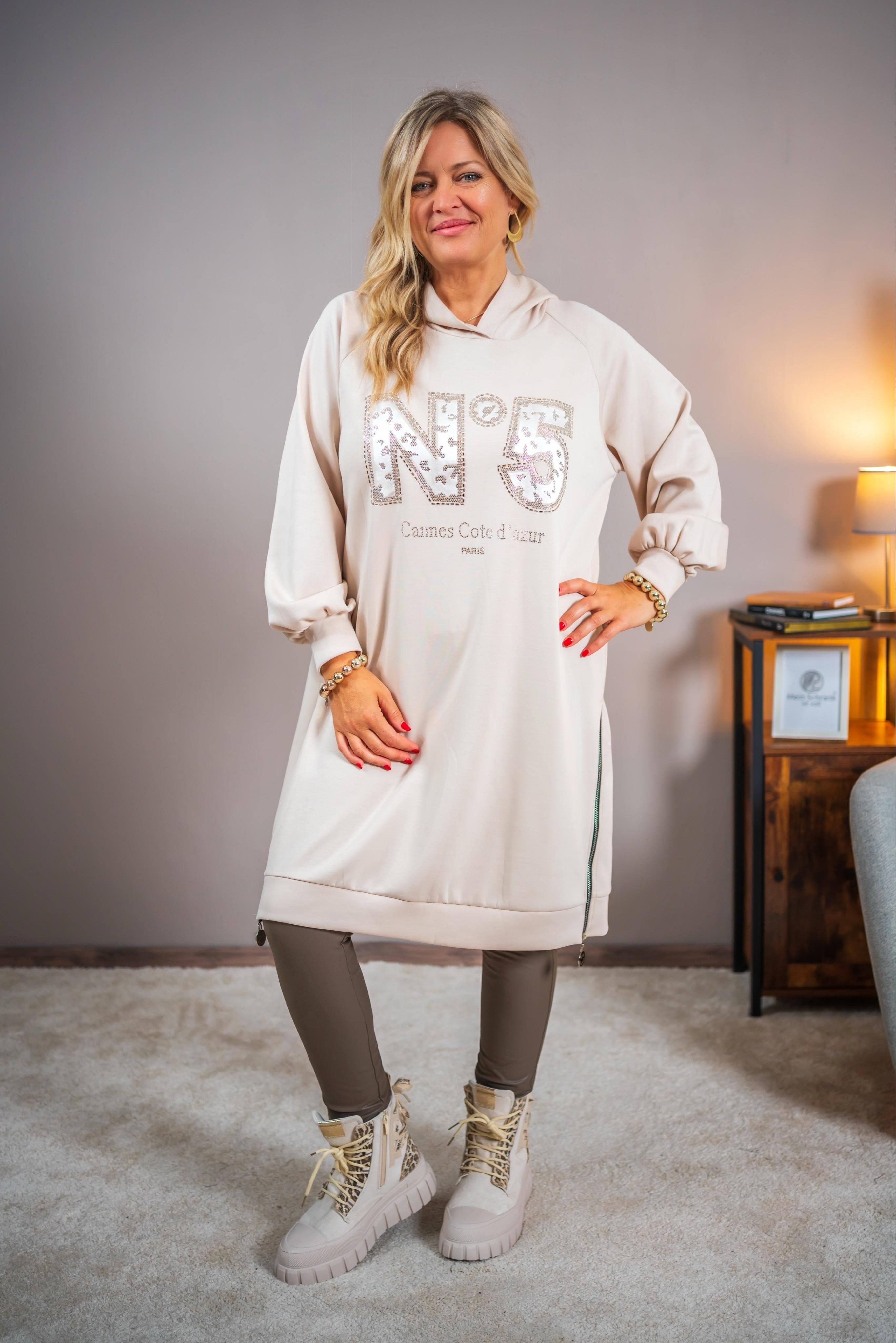 Long-Hoodie in Beige