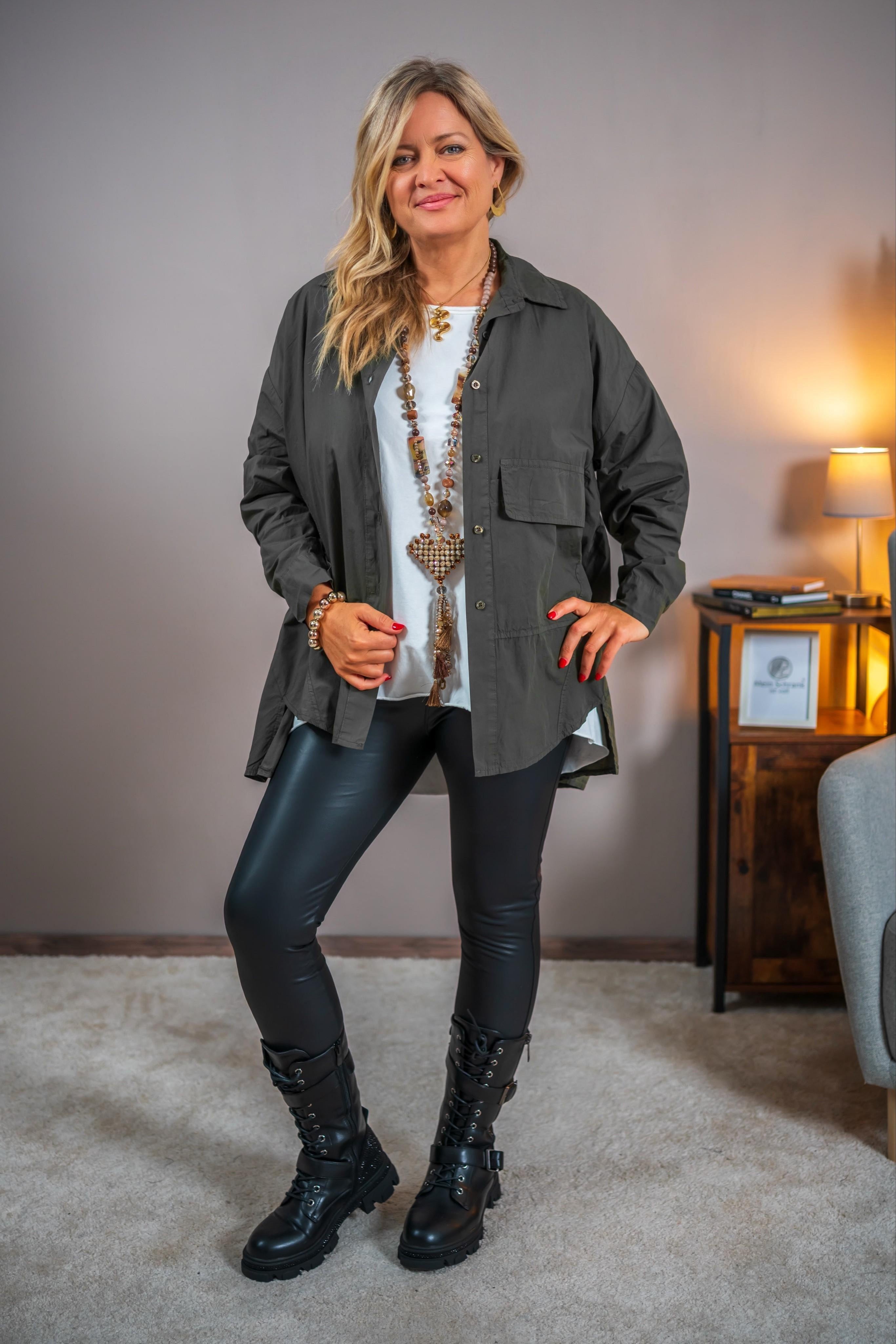 Oversize-Bluse in Khaki Dark