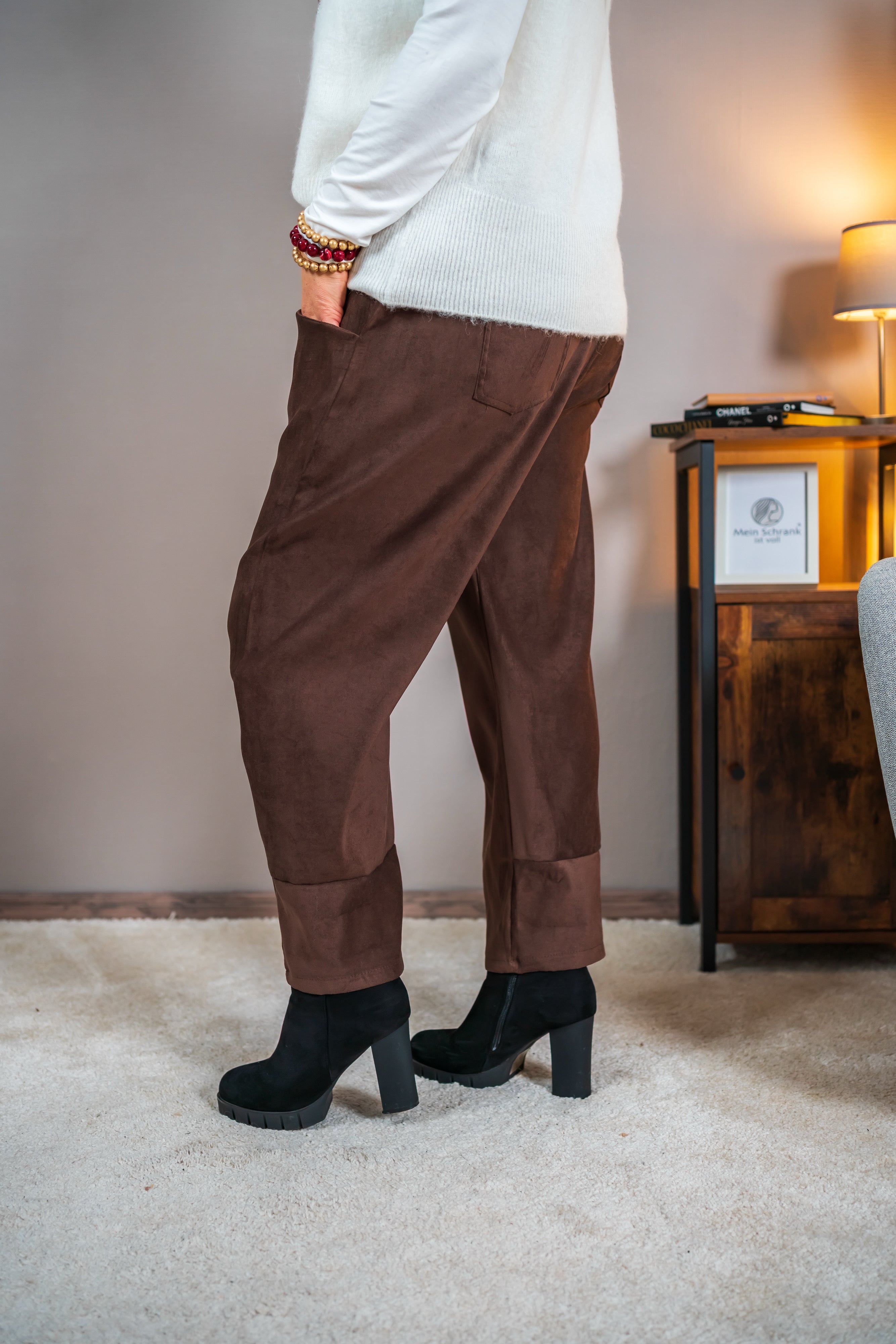 Hose in Velourslederoptik, braun