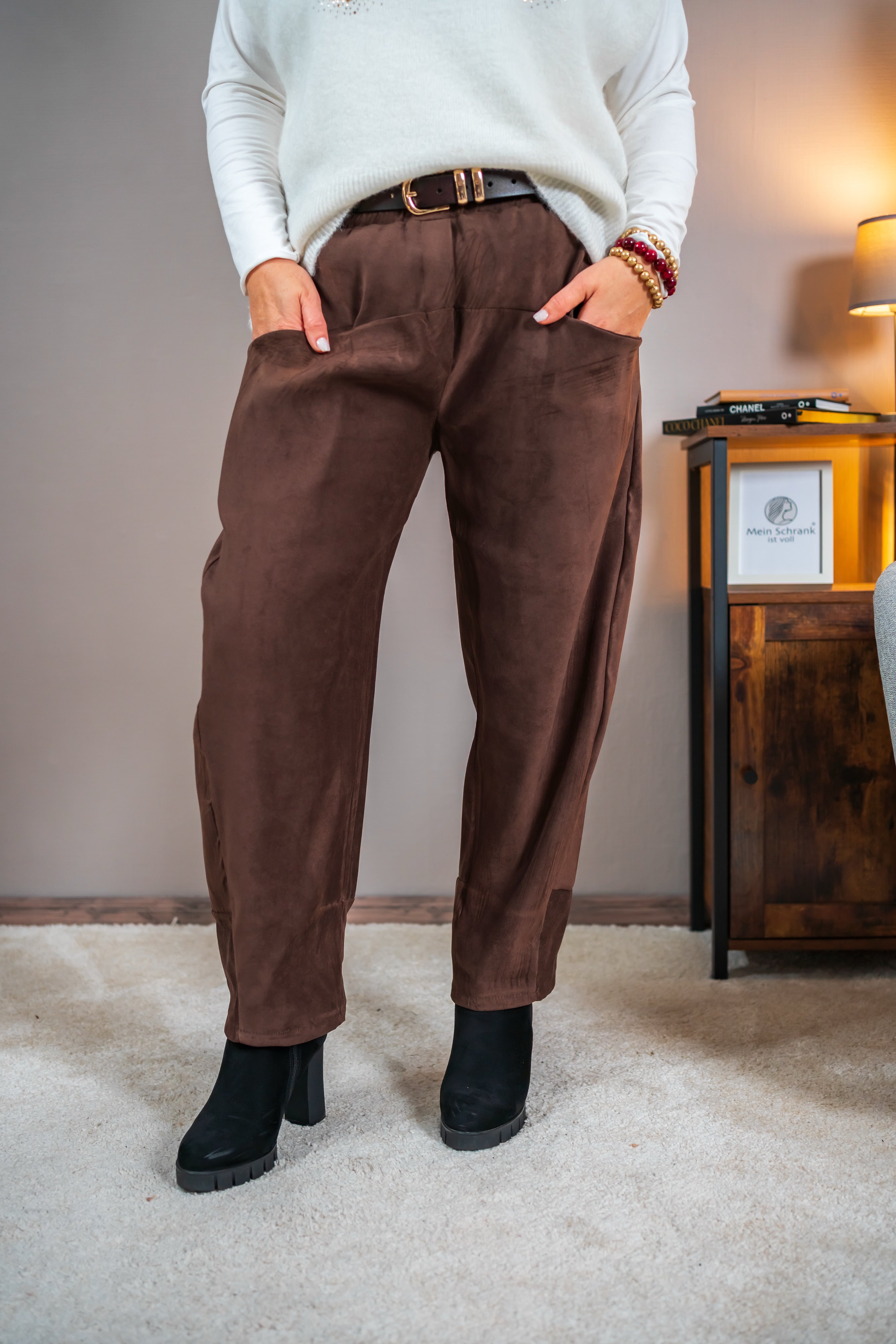 Hose in Velourslederoptik, braun