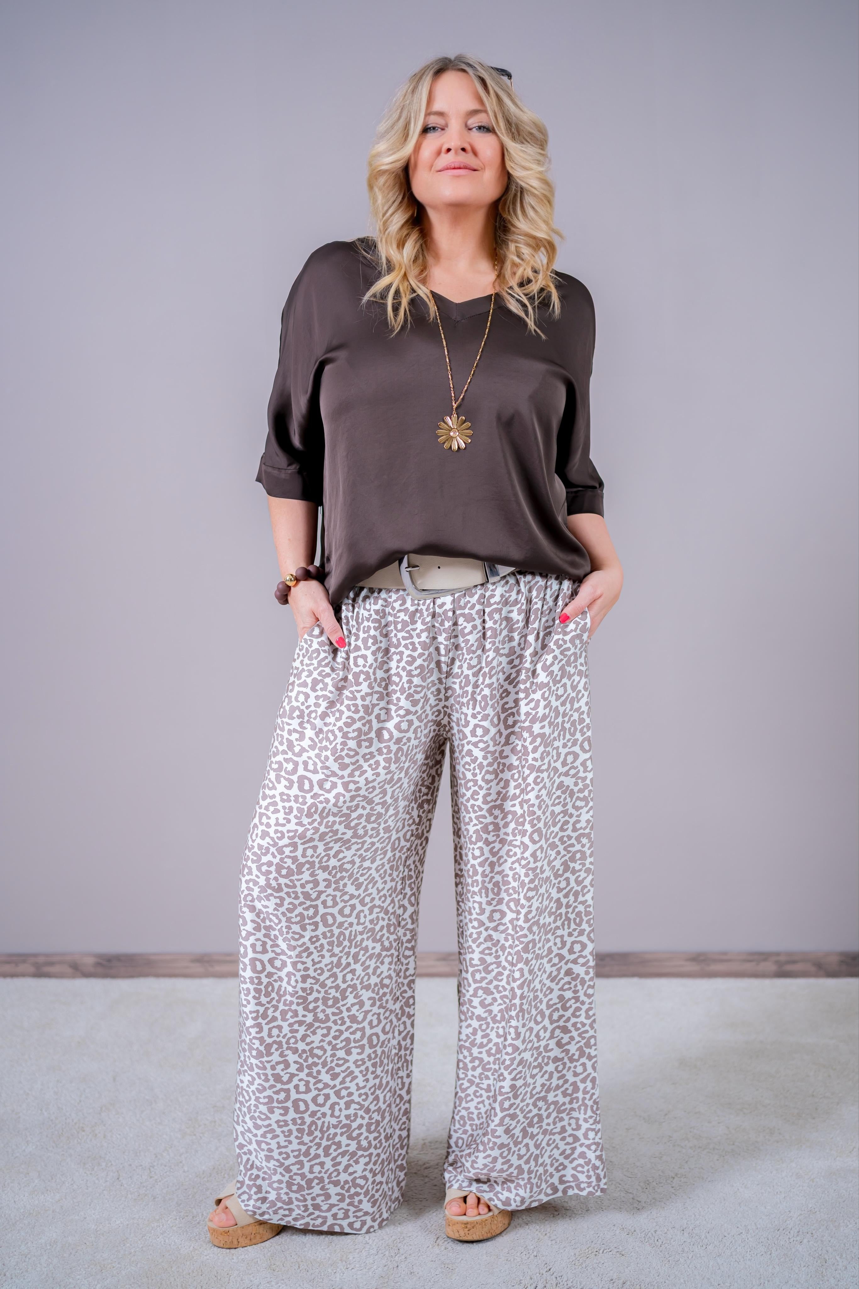 Weite Hose in Satin-Optik, Leo-Muster