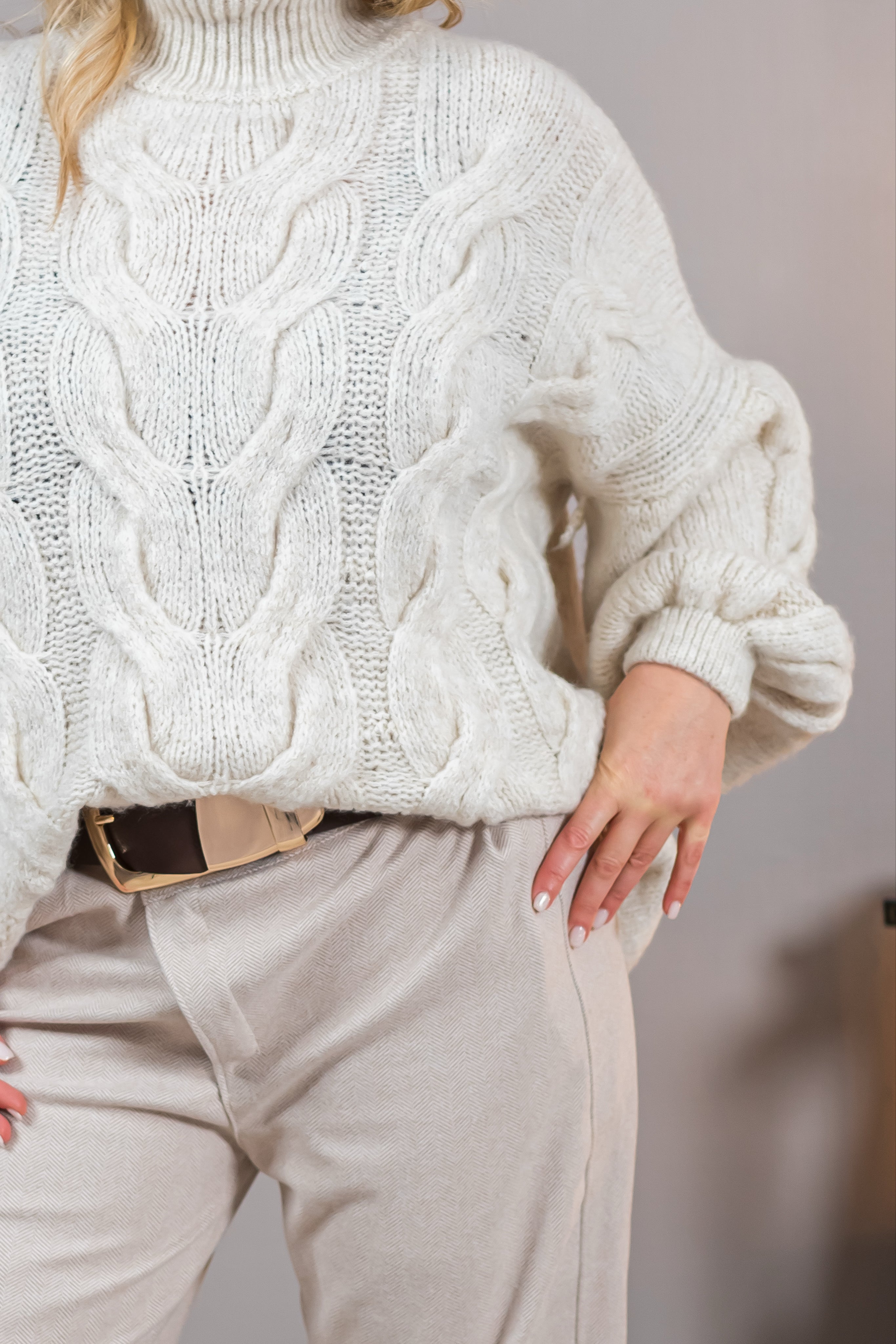 Strickpullover mit Zopfmuster, creme