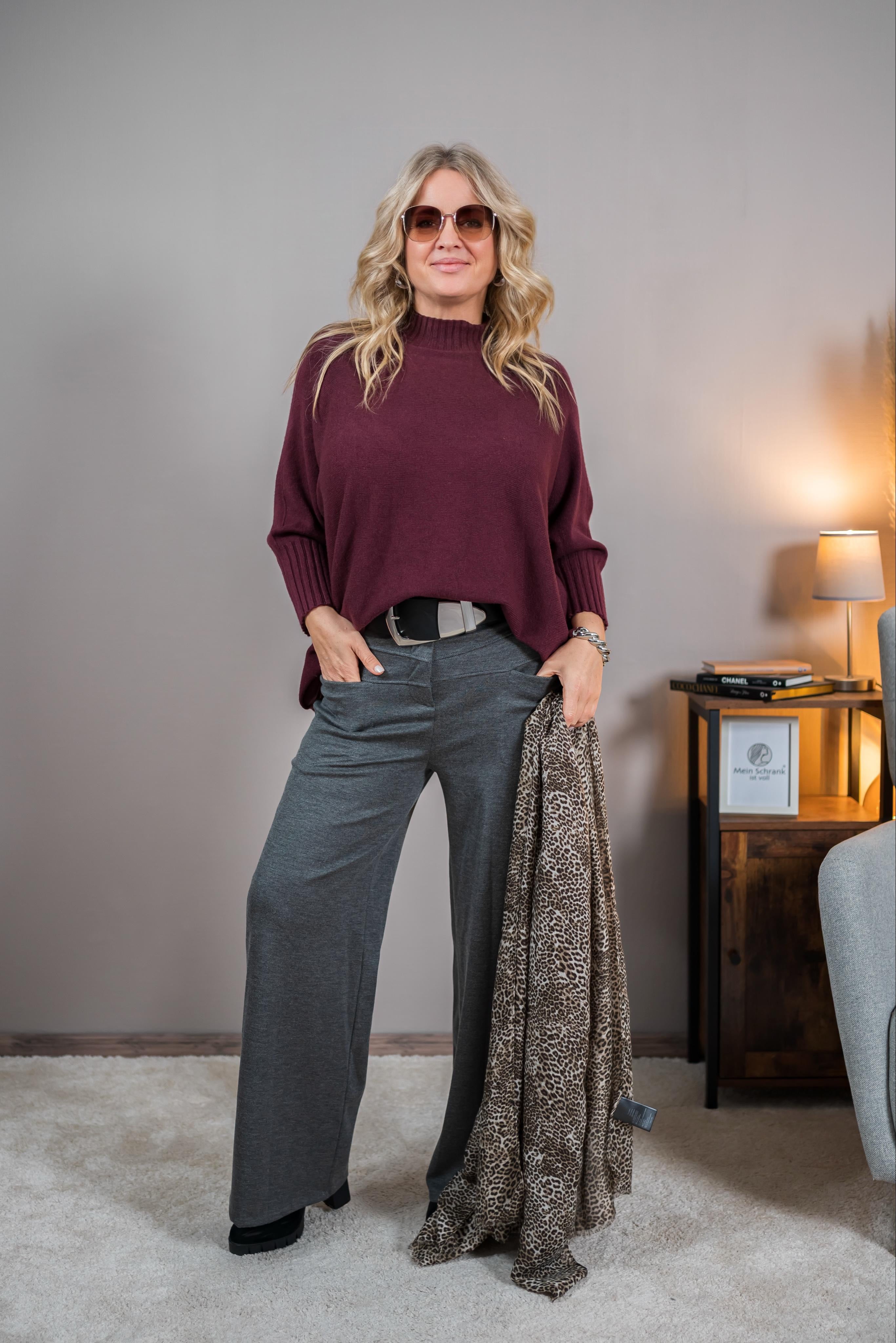 Strickpullover mit Stehkragen, bordeaux