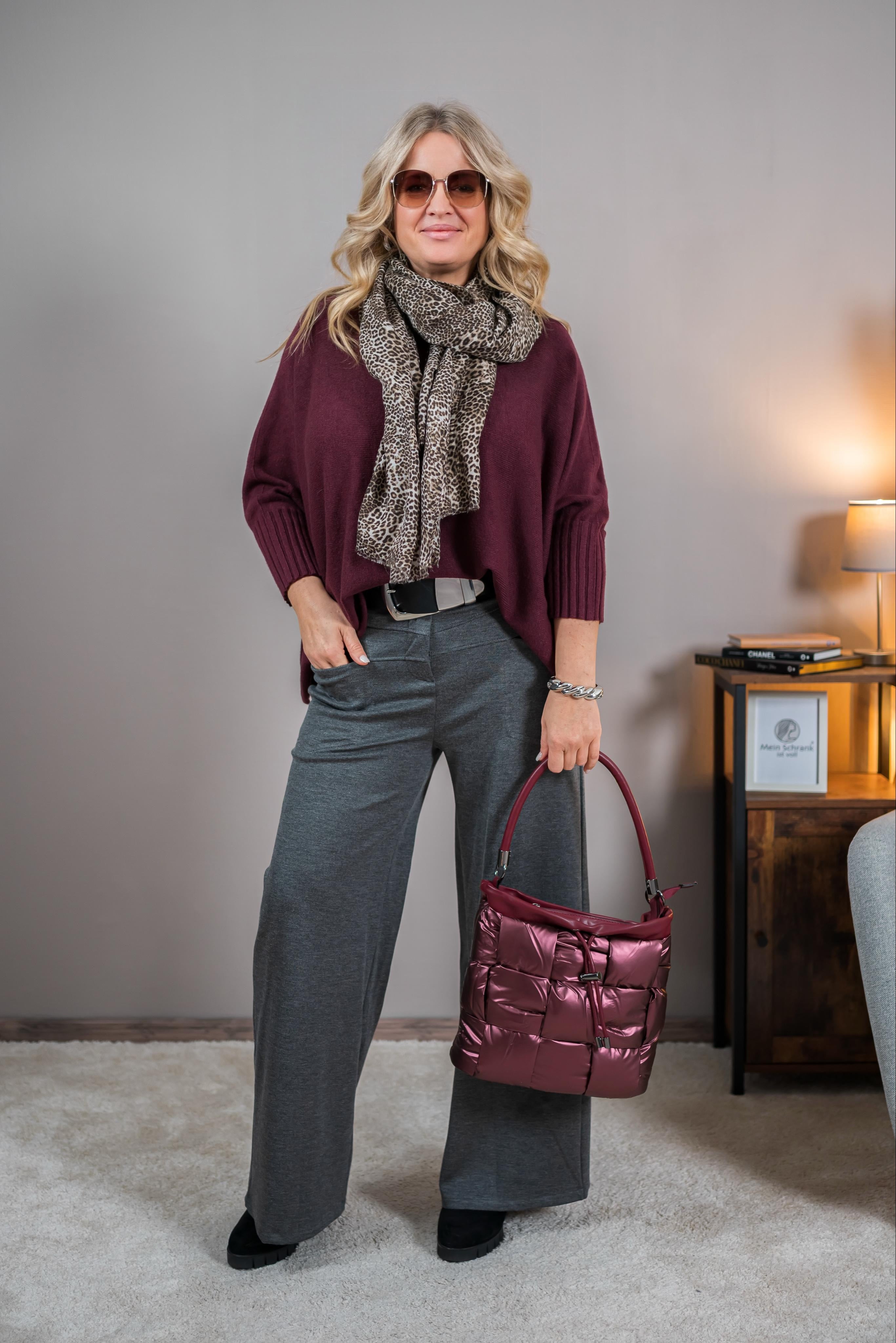 Strickpullover mit Stehkragen, bordeaux