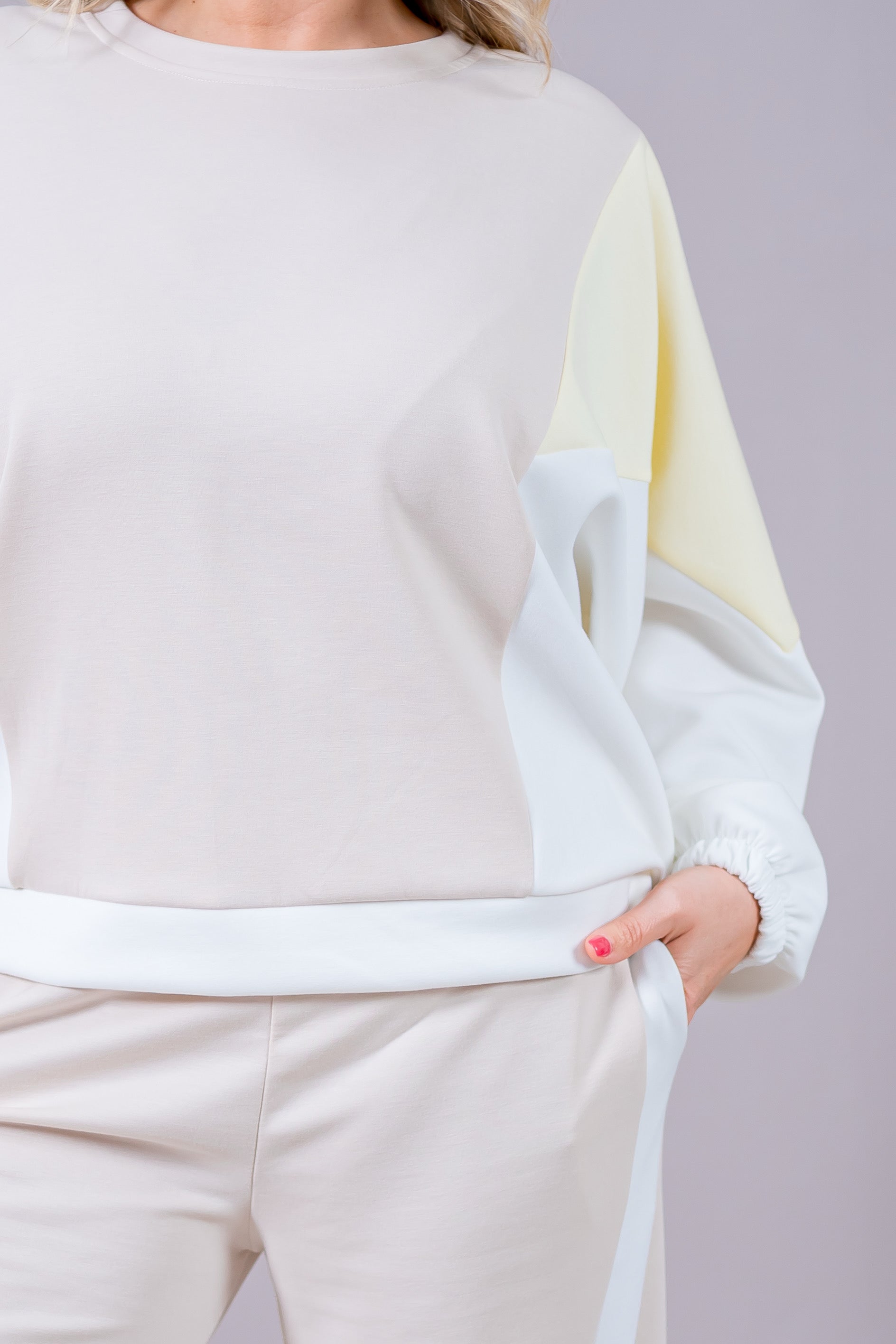 Lässiges Sweatshirt in Soft Beige