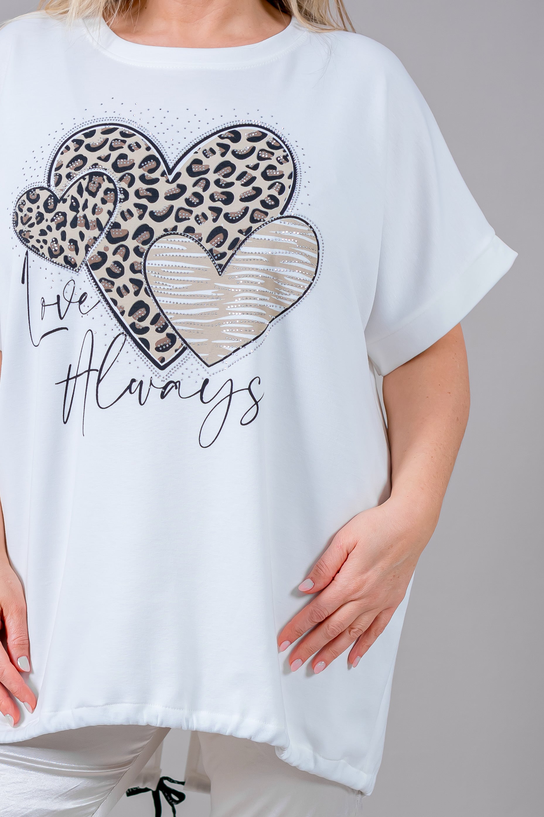 Oversize-Shirt mit Herz-Print & Tunnelzug-Saum, creme
