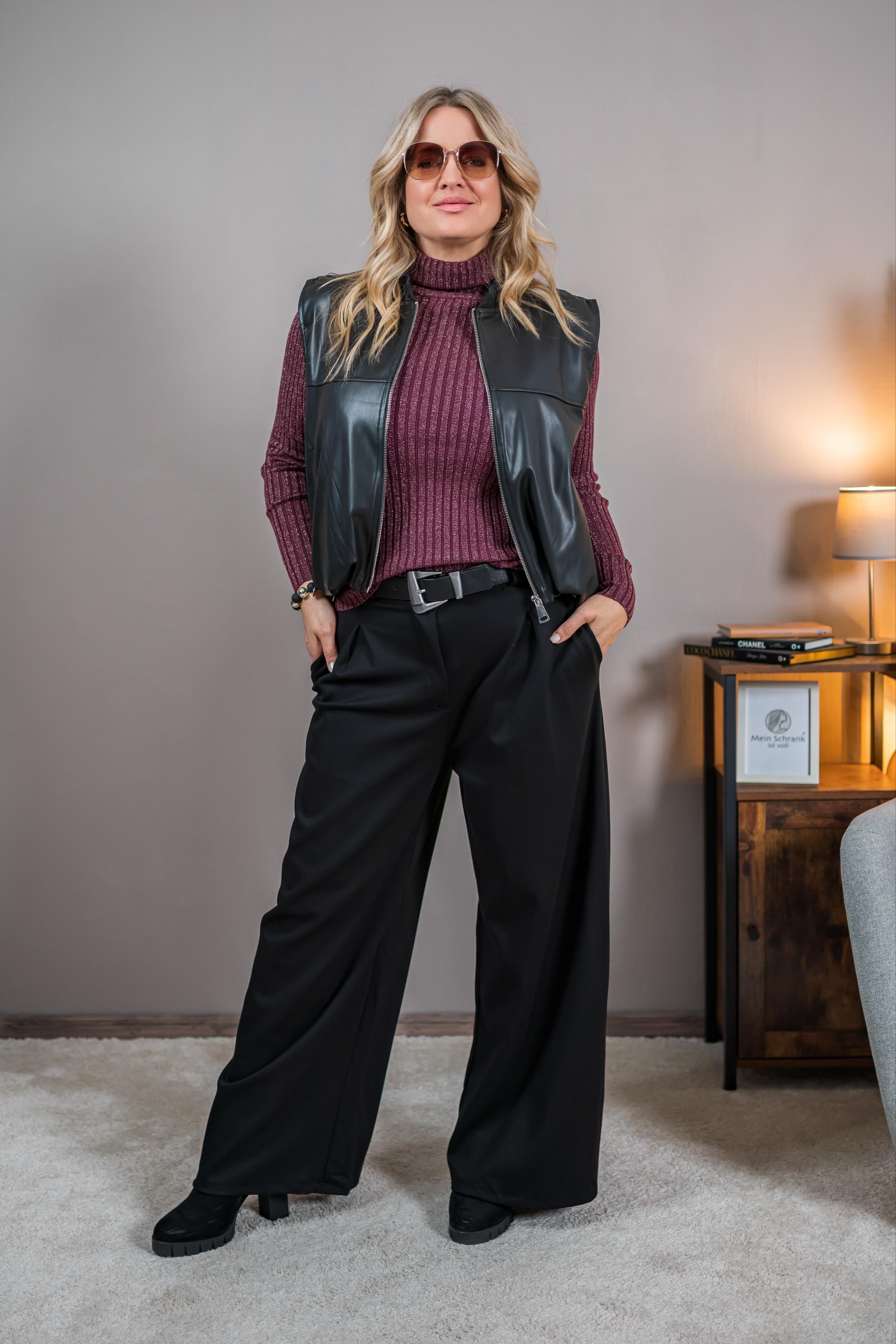 Weste aus Lederimitat, schwarz