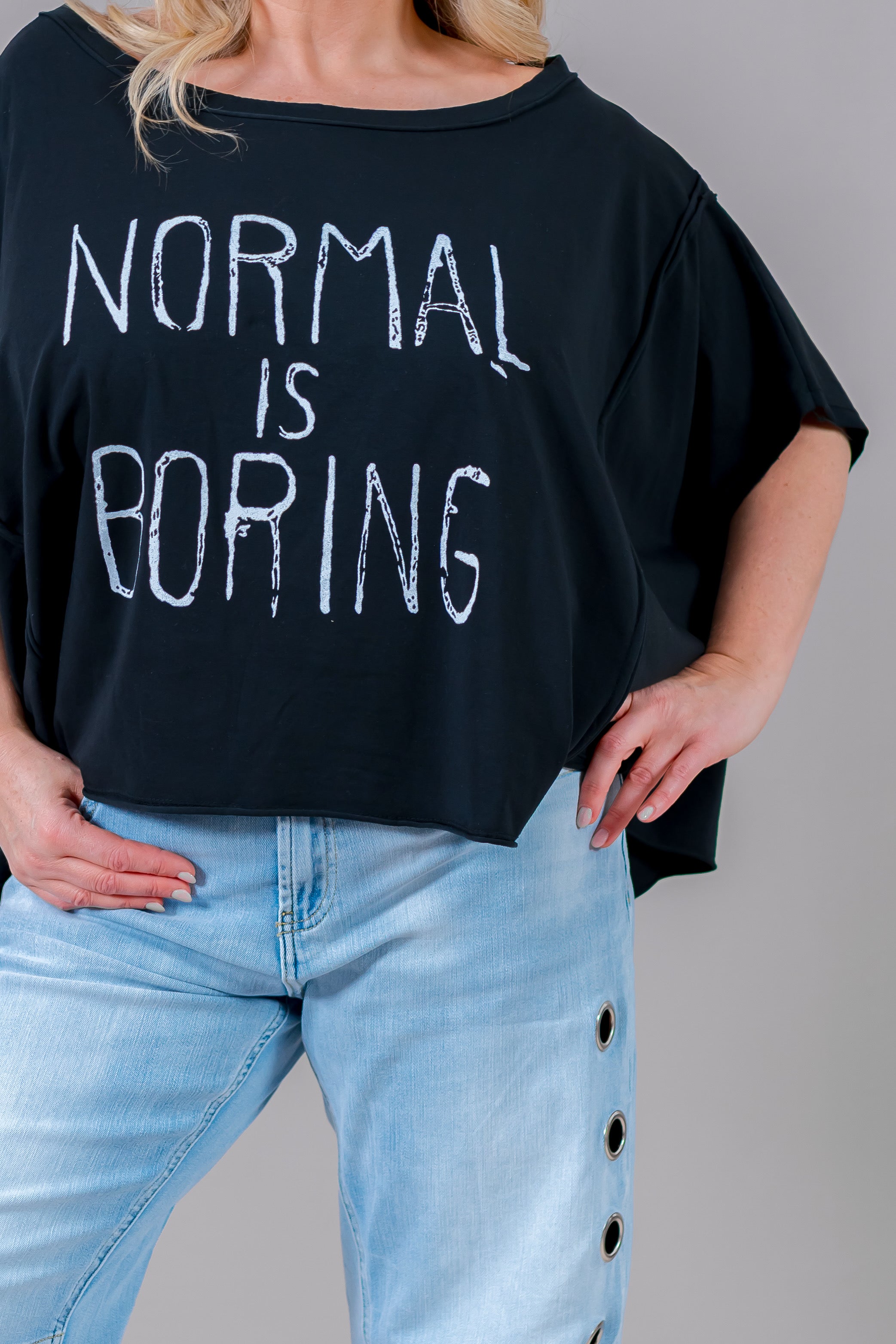 Oversized Sweatshirt mit Statement-Print "Normal is boring", schwarz