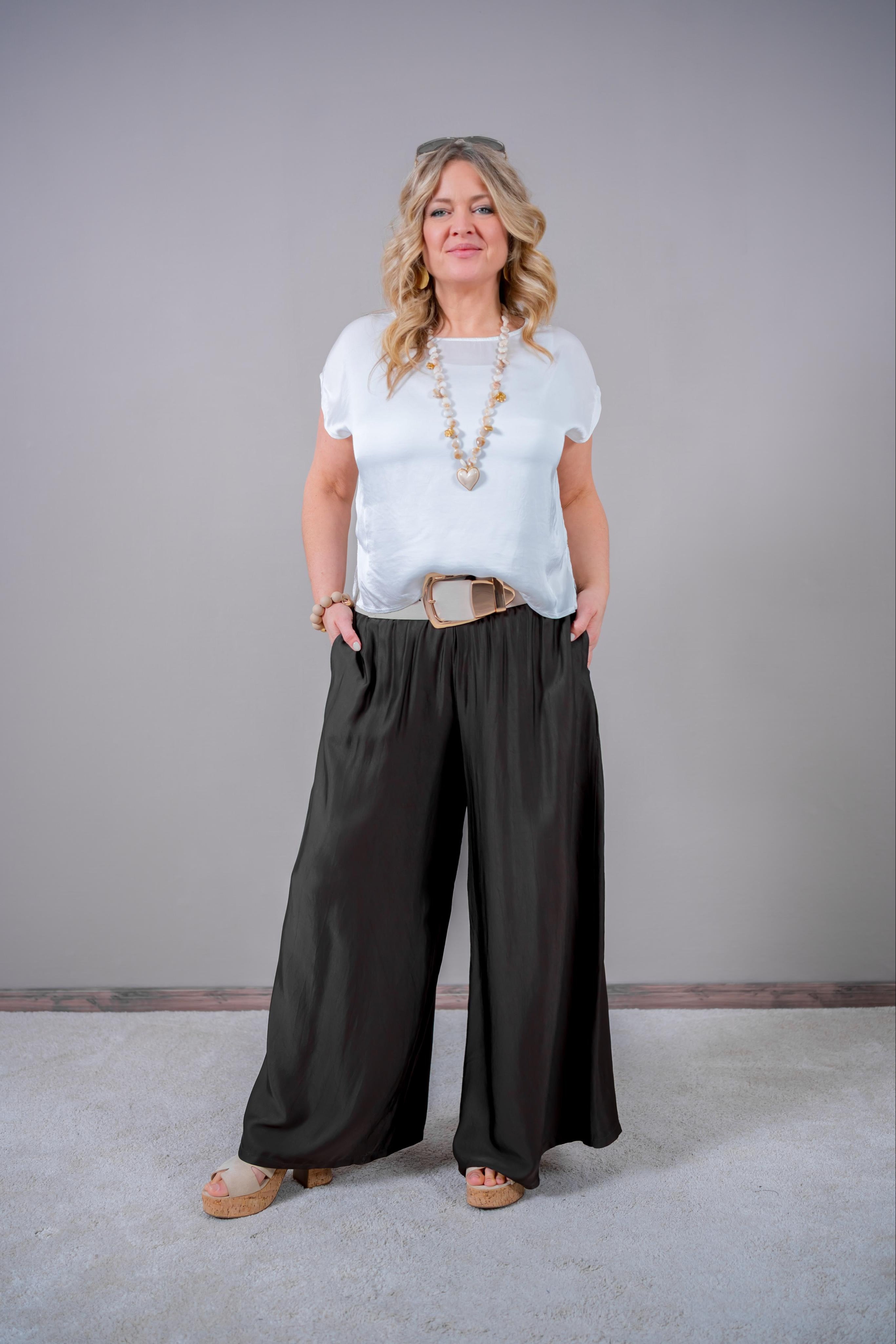 Spitzen-Satin-Shirt Set - Schwarz & Weiß