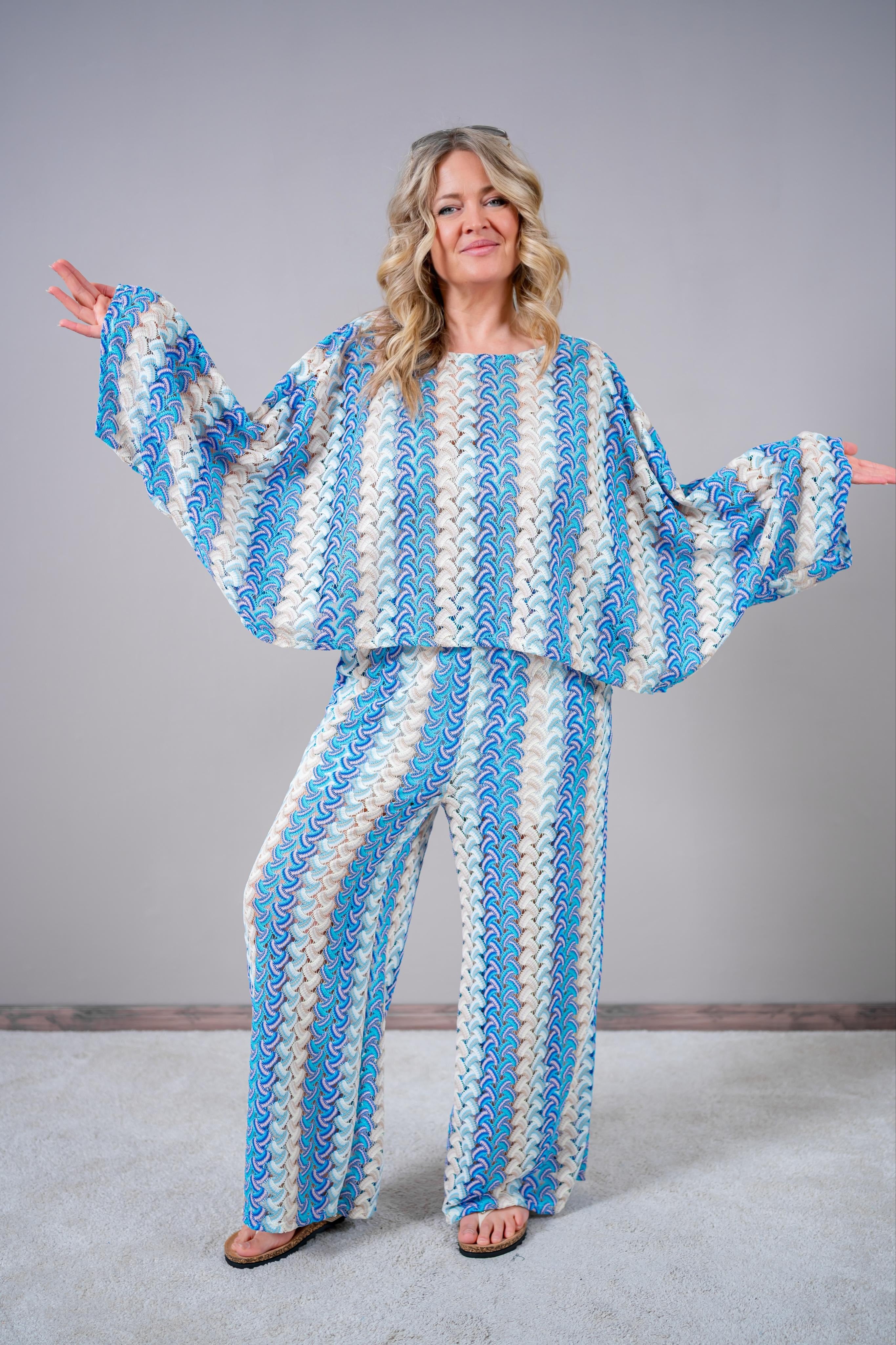 Strick-Hose mit Lochmuster, pastellfarben 2.Wahl