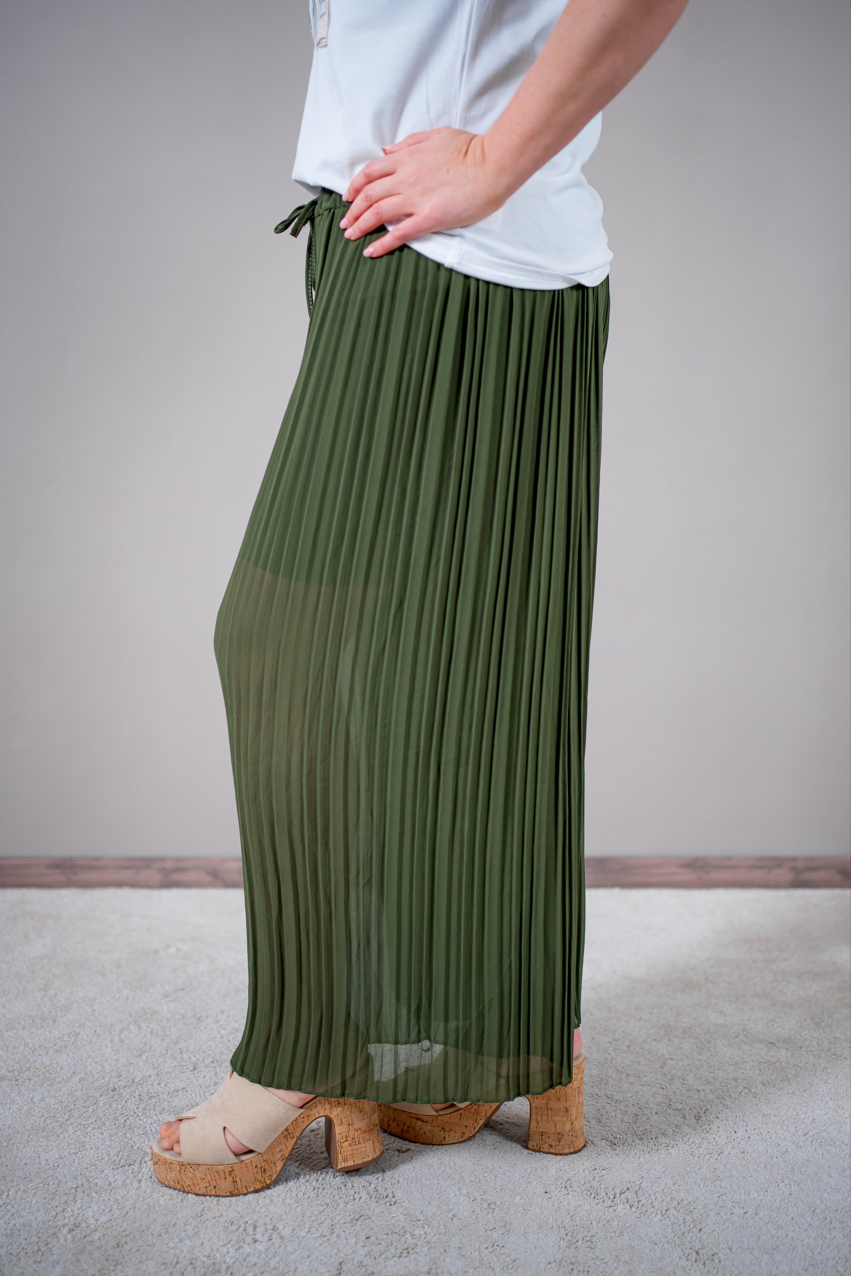 Leichte Plissee-Hose, khaki