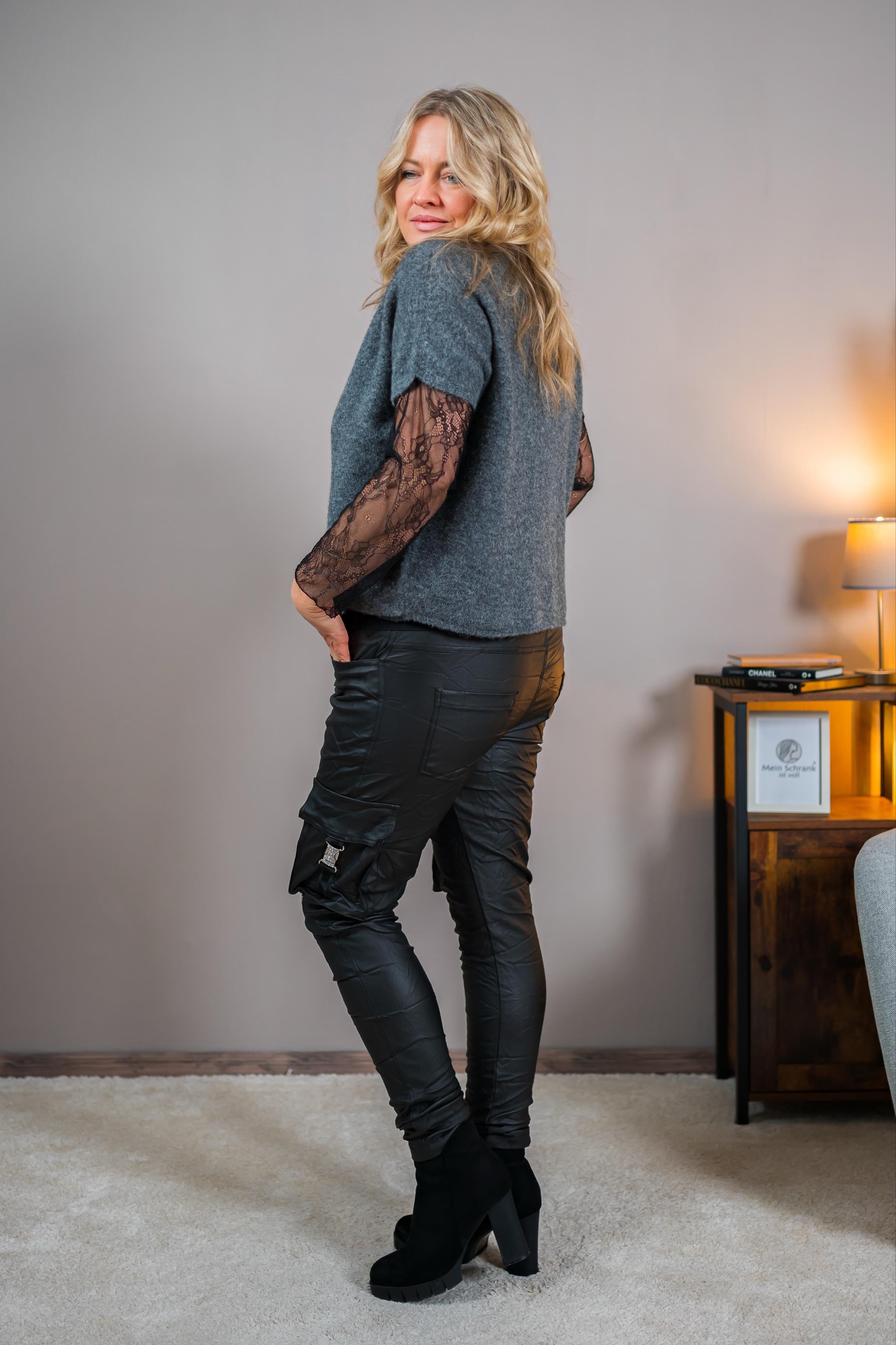 Strickpullover mit kurzen Ärmeln, grau