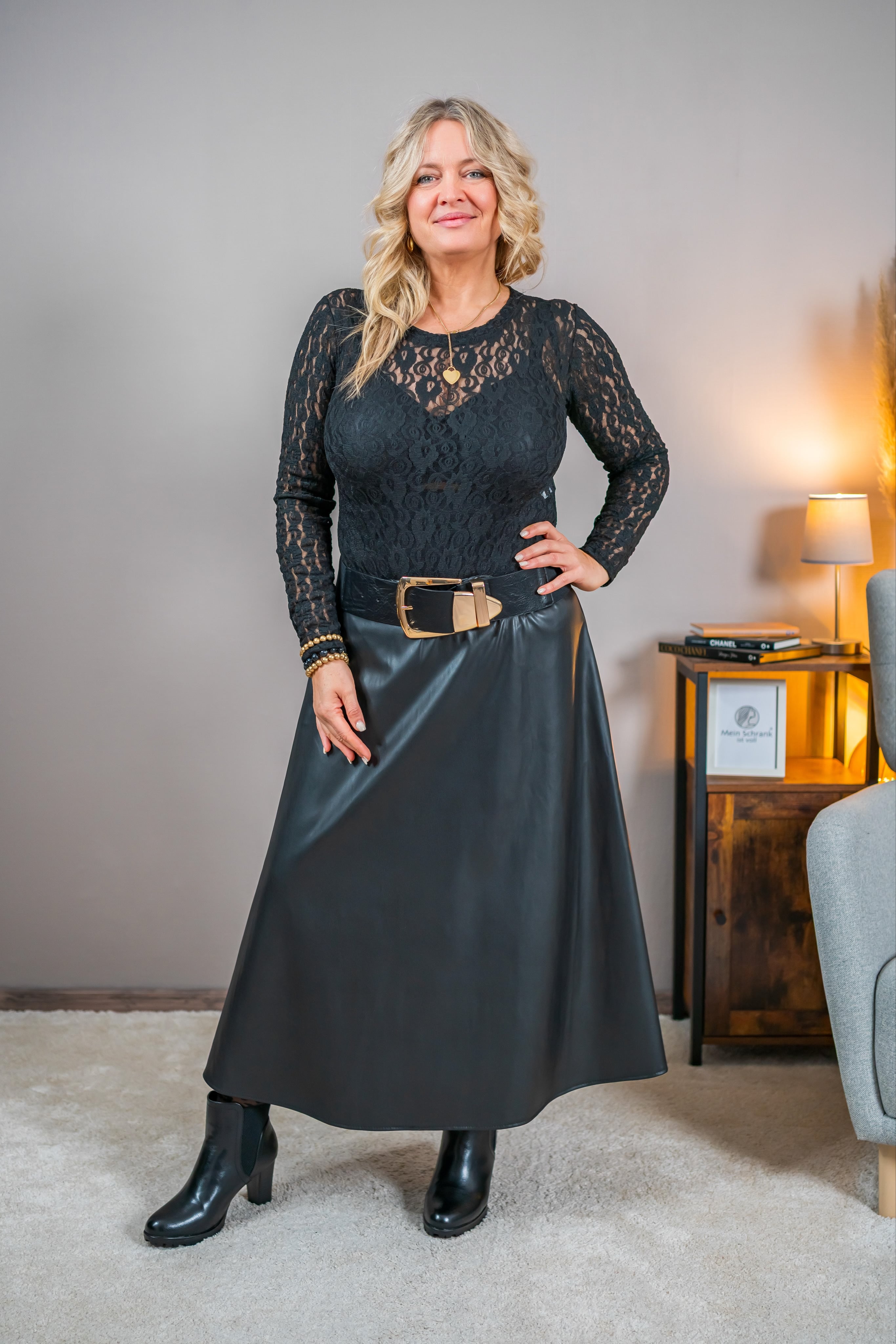 Langarm-Spitzenbody, schwarz