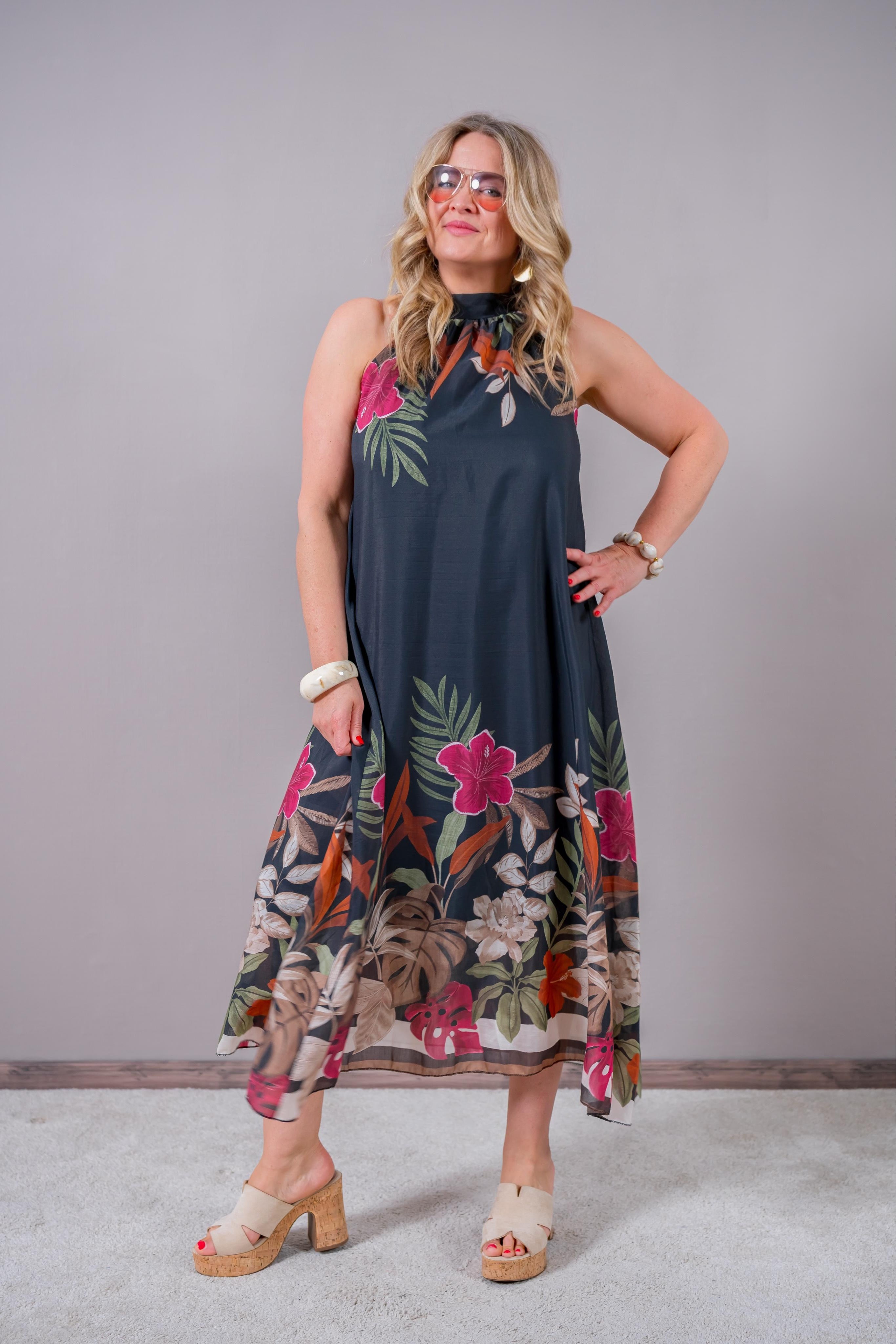 Leichtes Neckholder-Kleid mit elegantem Design, dunkelgrau