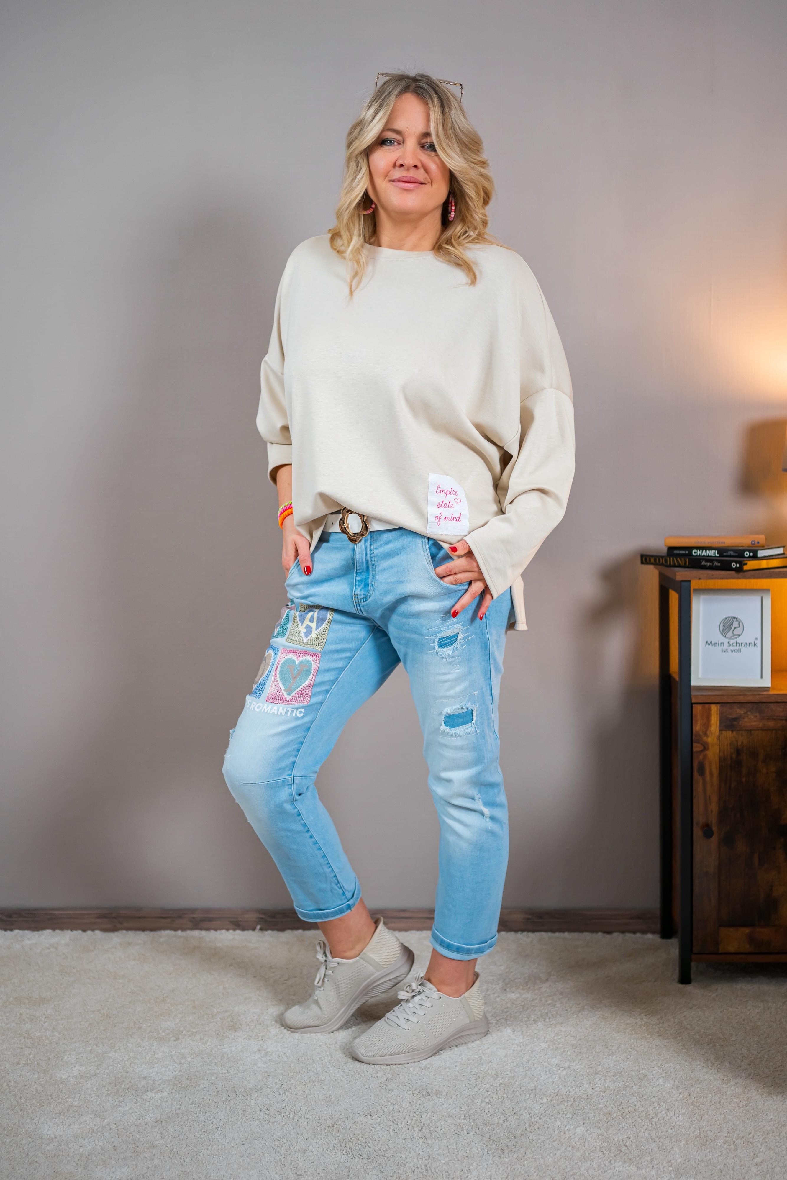 Oversize Sweatshirt mit Patch, beige