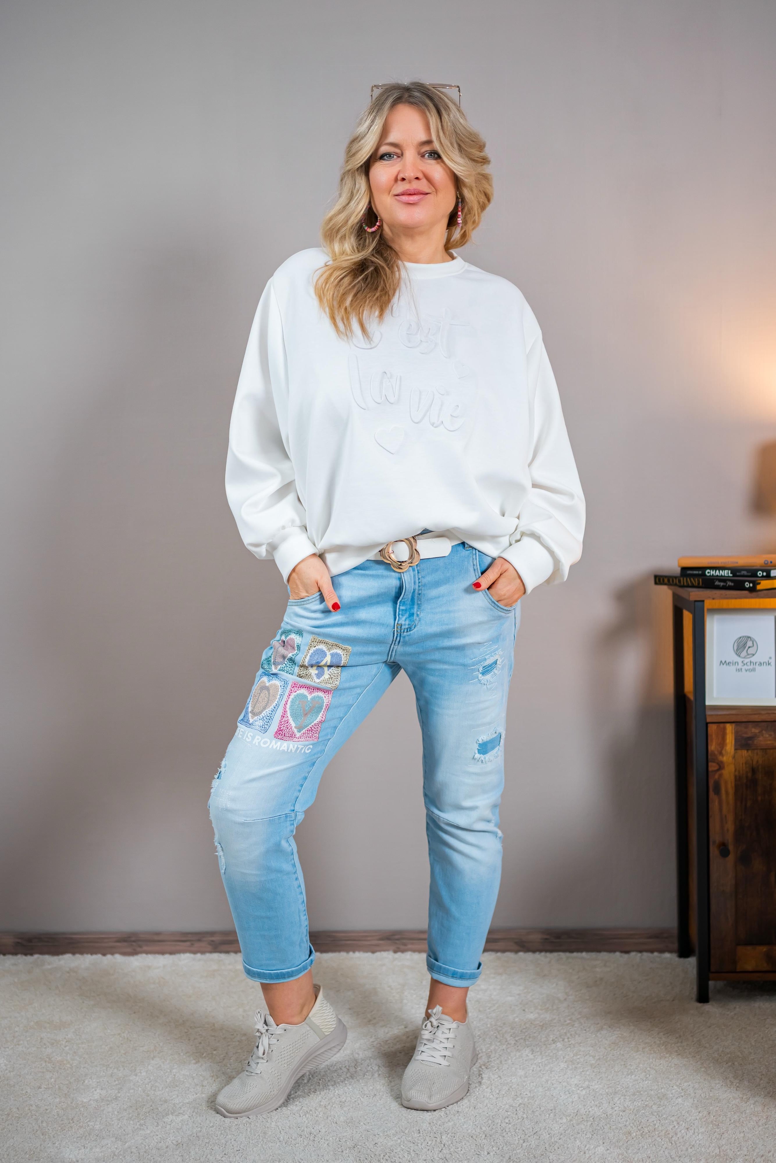 Stylisches Sweatshirt mit Schriftzug, weiß