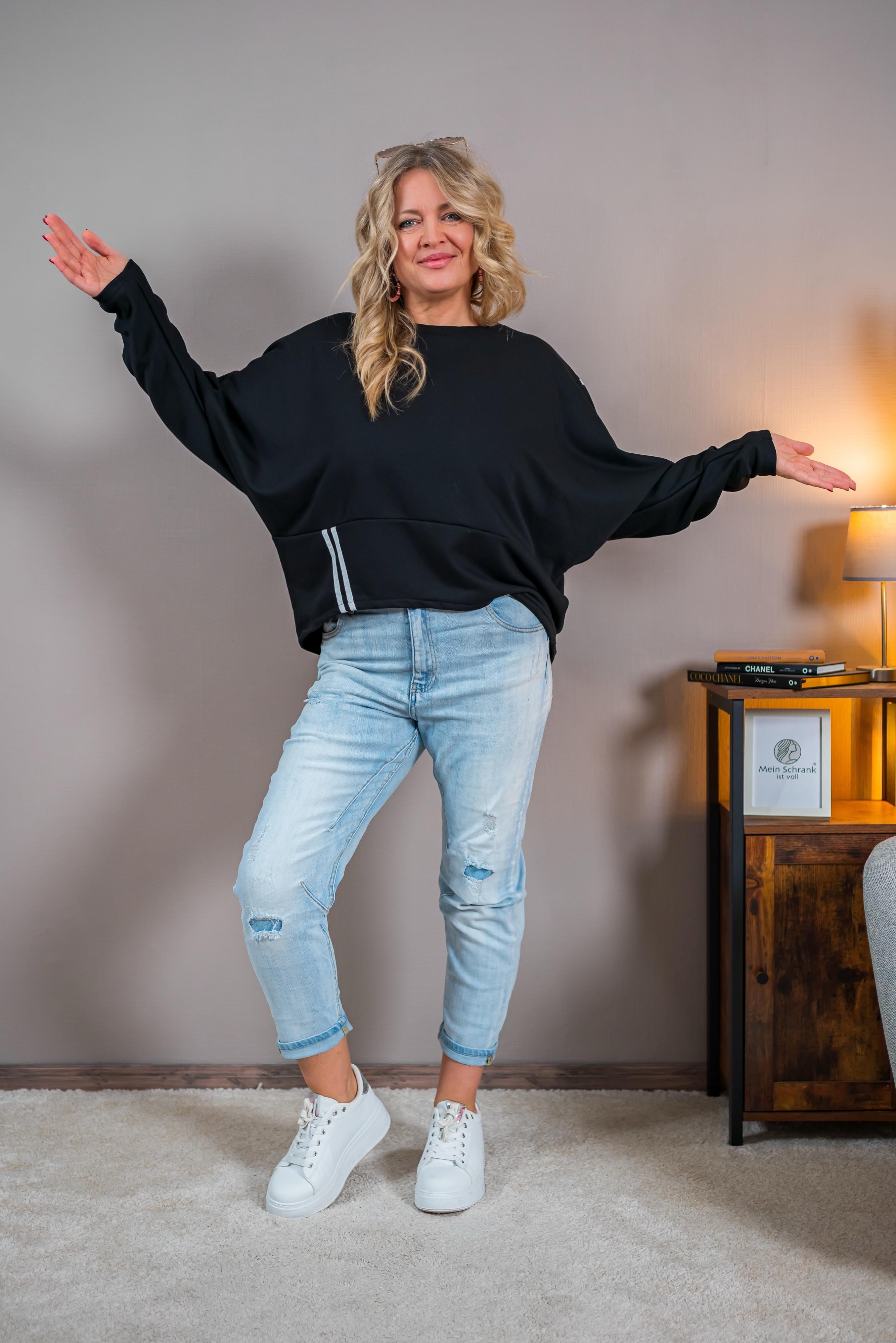 Oversize Sweatshirt mit Streifen-Detail, schwarz