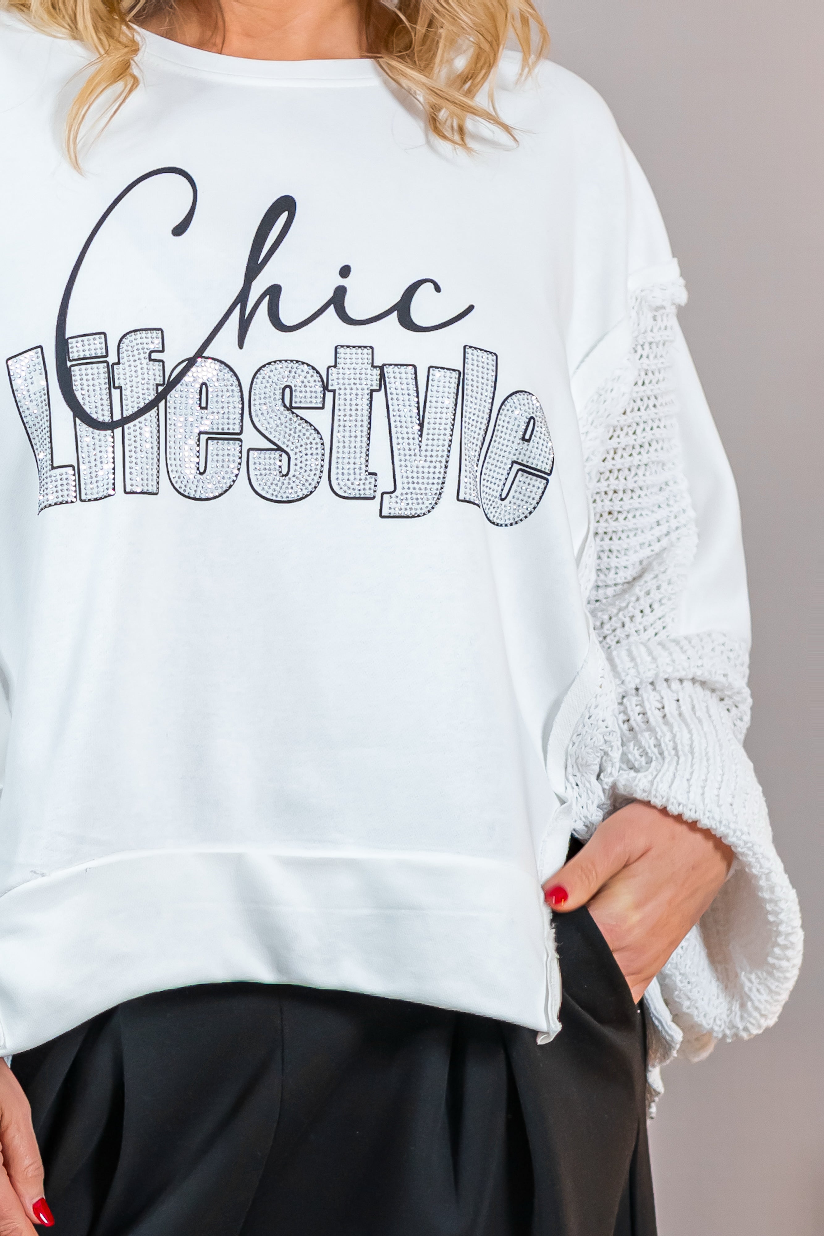 Sweatshirt mit Statement-Print und Strickärmeln, weiß