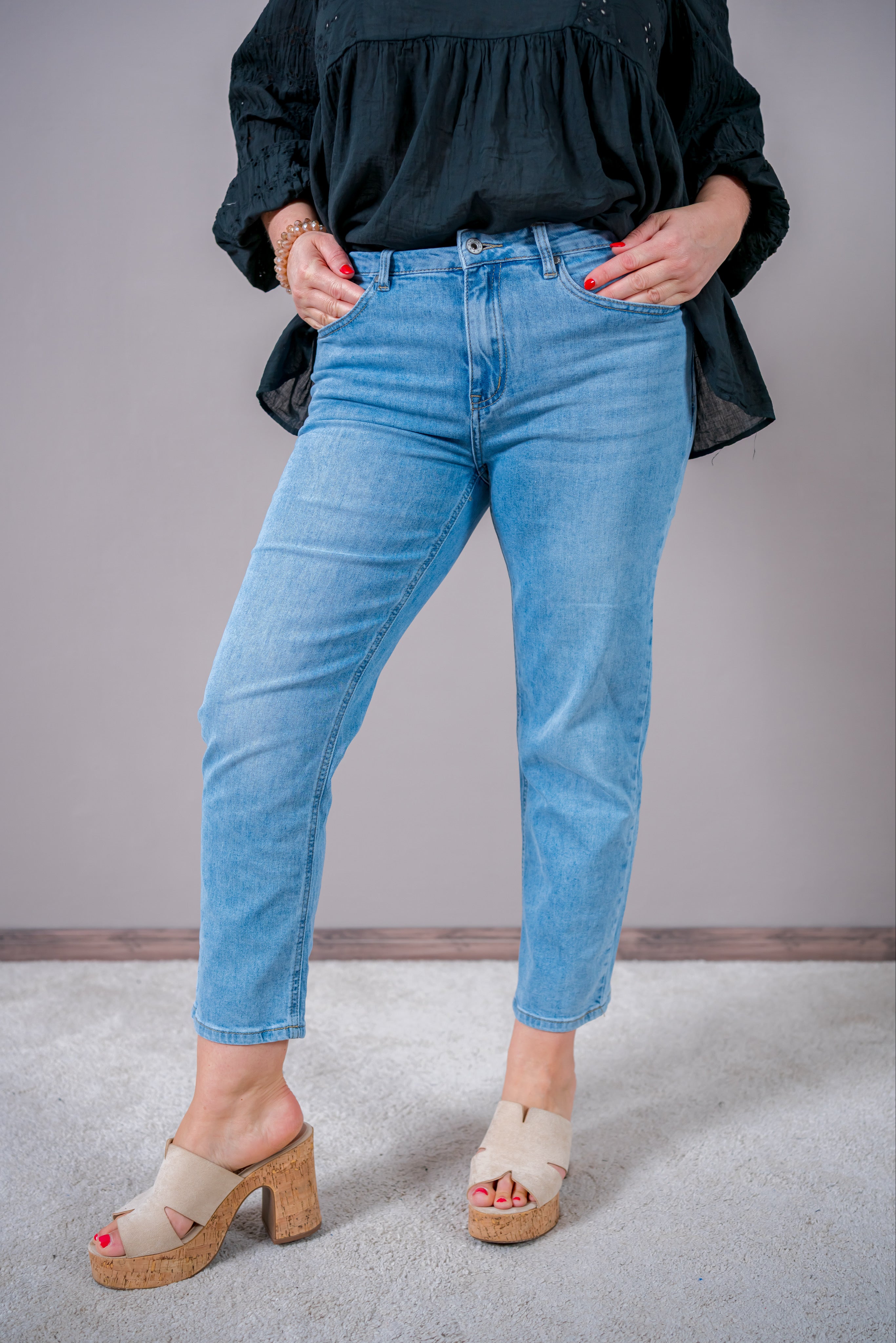 Slim Relaxed Fit Jeans in Light Blue