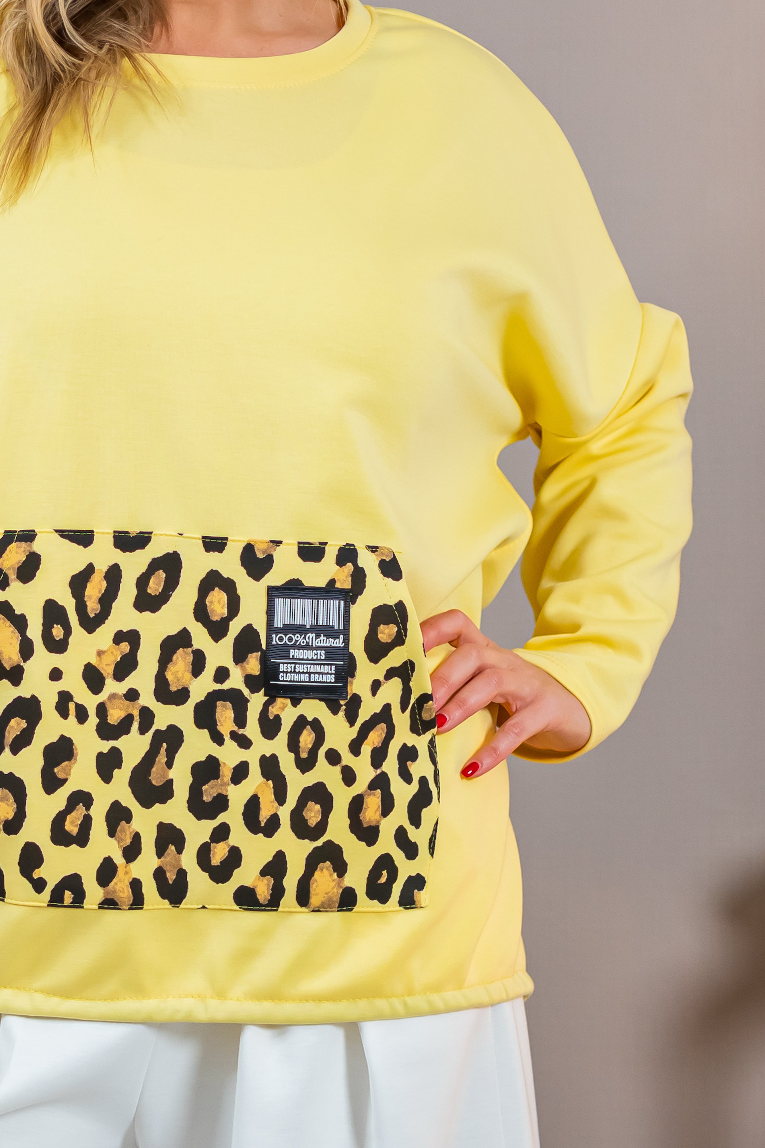 Oversize Sweatshirt mit Leo-Detail, gelb